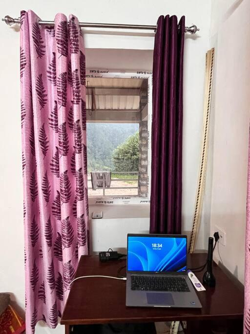 secluded homestay 30 mins from Patal Bhuwaneshwar view 4