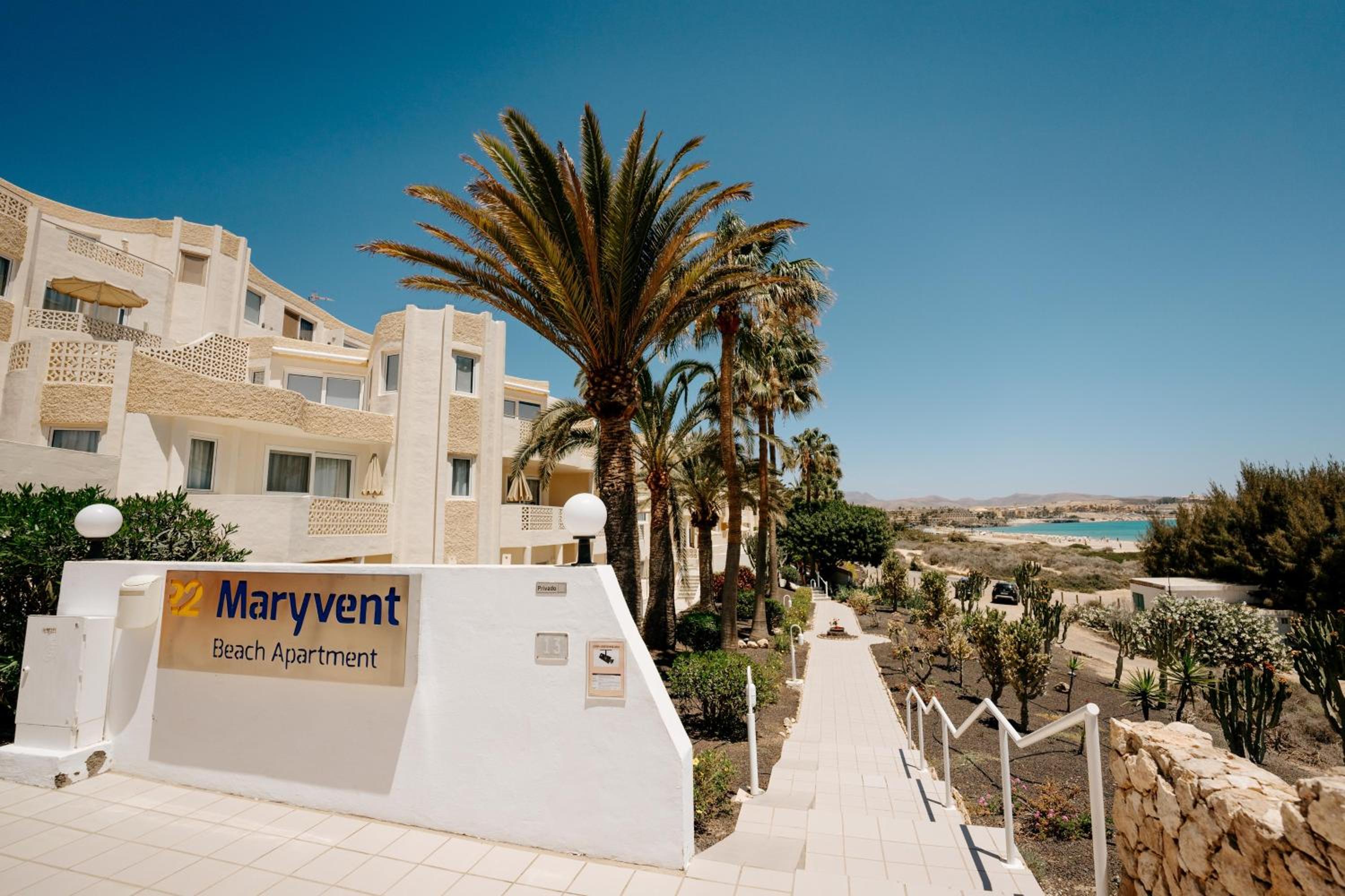 R2 Maryvent Beach Apartments