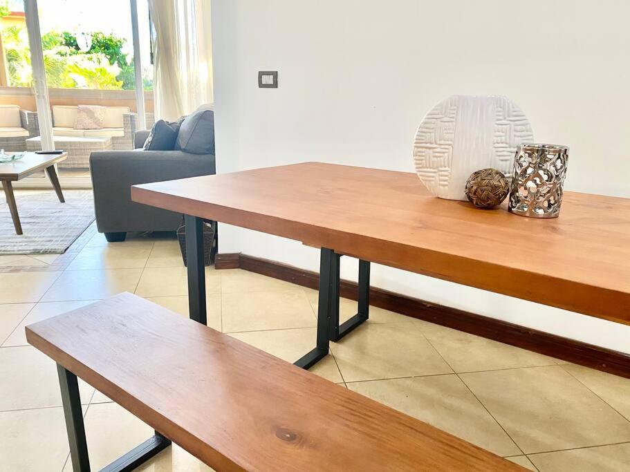 Nax3 Luxury Condo in Upscale Langosta Community