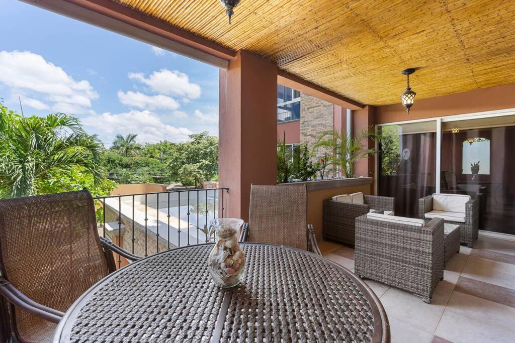Nax3 Luxury Condo in Upscale Langosta Community