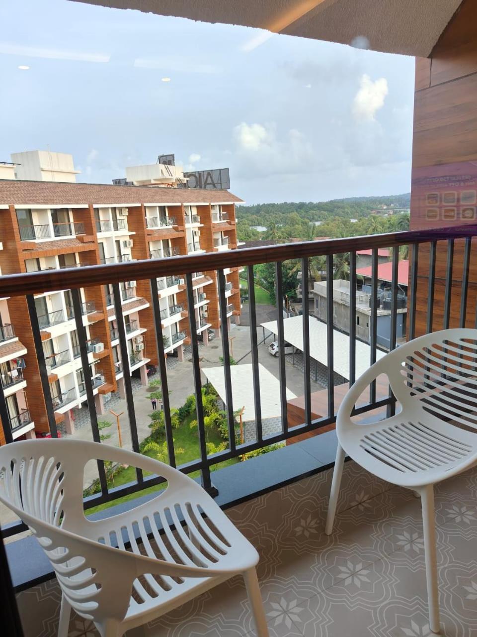 Botanica Apartments in Candolim By Raichandani