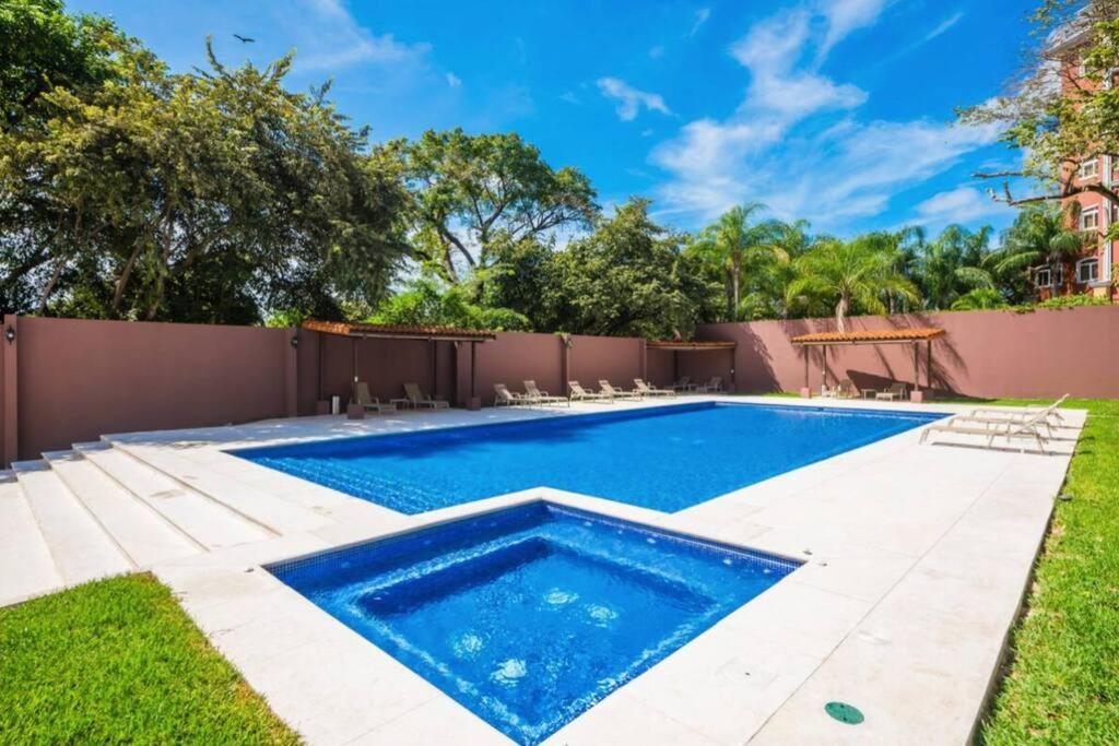 Pen16 Luxury 3bd Condo in Excl Resort Complex