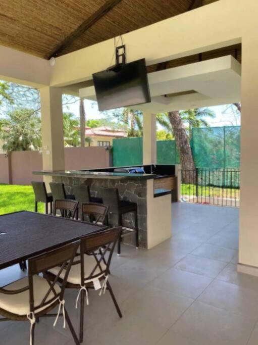 Pen16 Luxury 3bd Condo in Excl Resort Complex