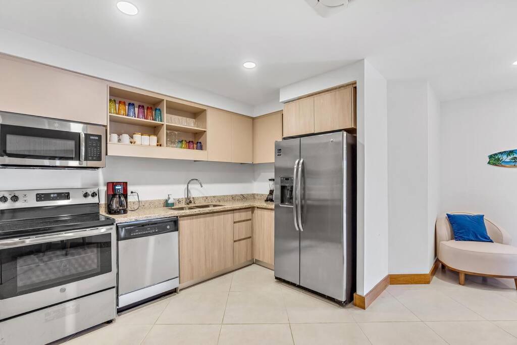 Pen16 Luxury 3bd Condo in Excl Resort Complex