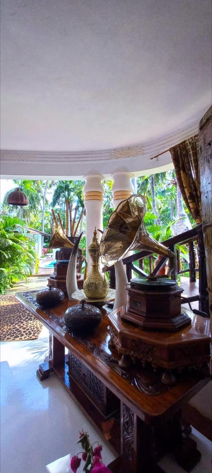 African House Resort