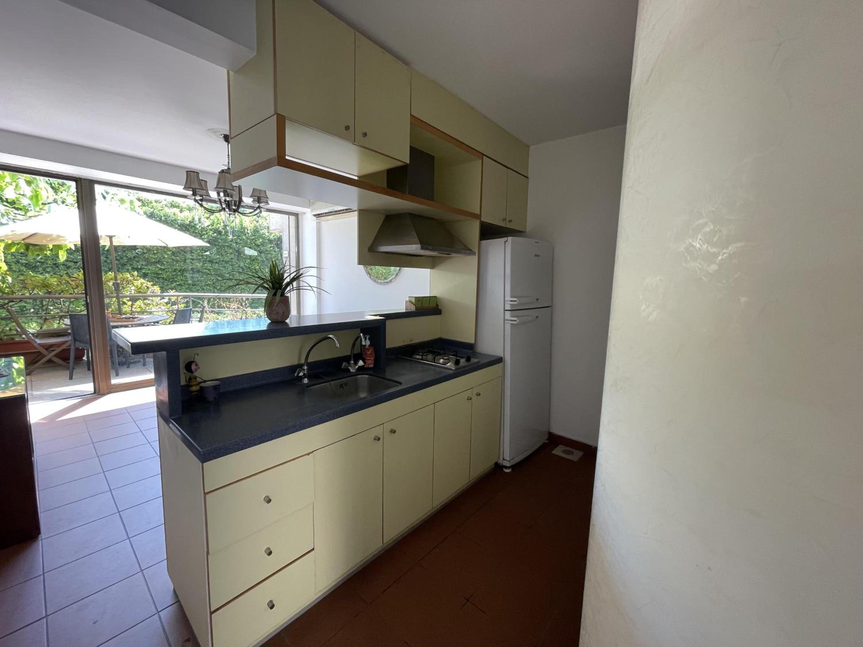 Cozy Studio with Extra Beds in Zouk Mosbeh view 3
