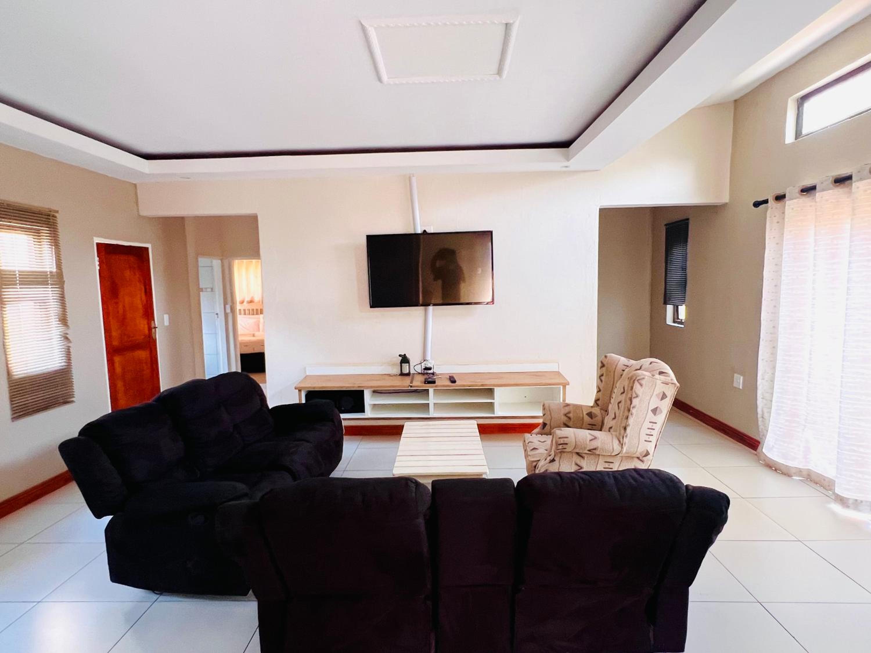 Lamamie Suite Lodge