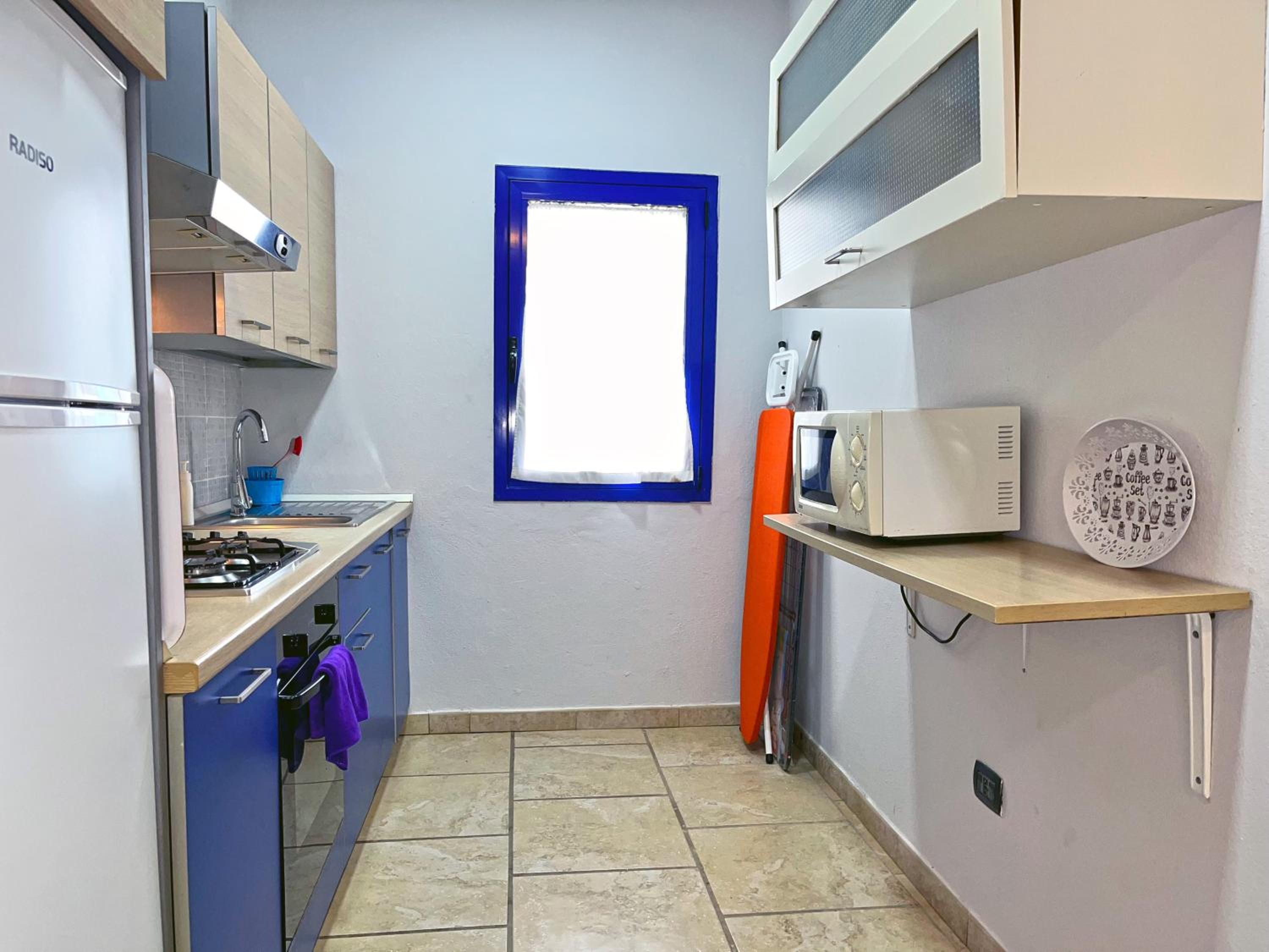 A15A Nice, bright, close to the beach and to the centre