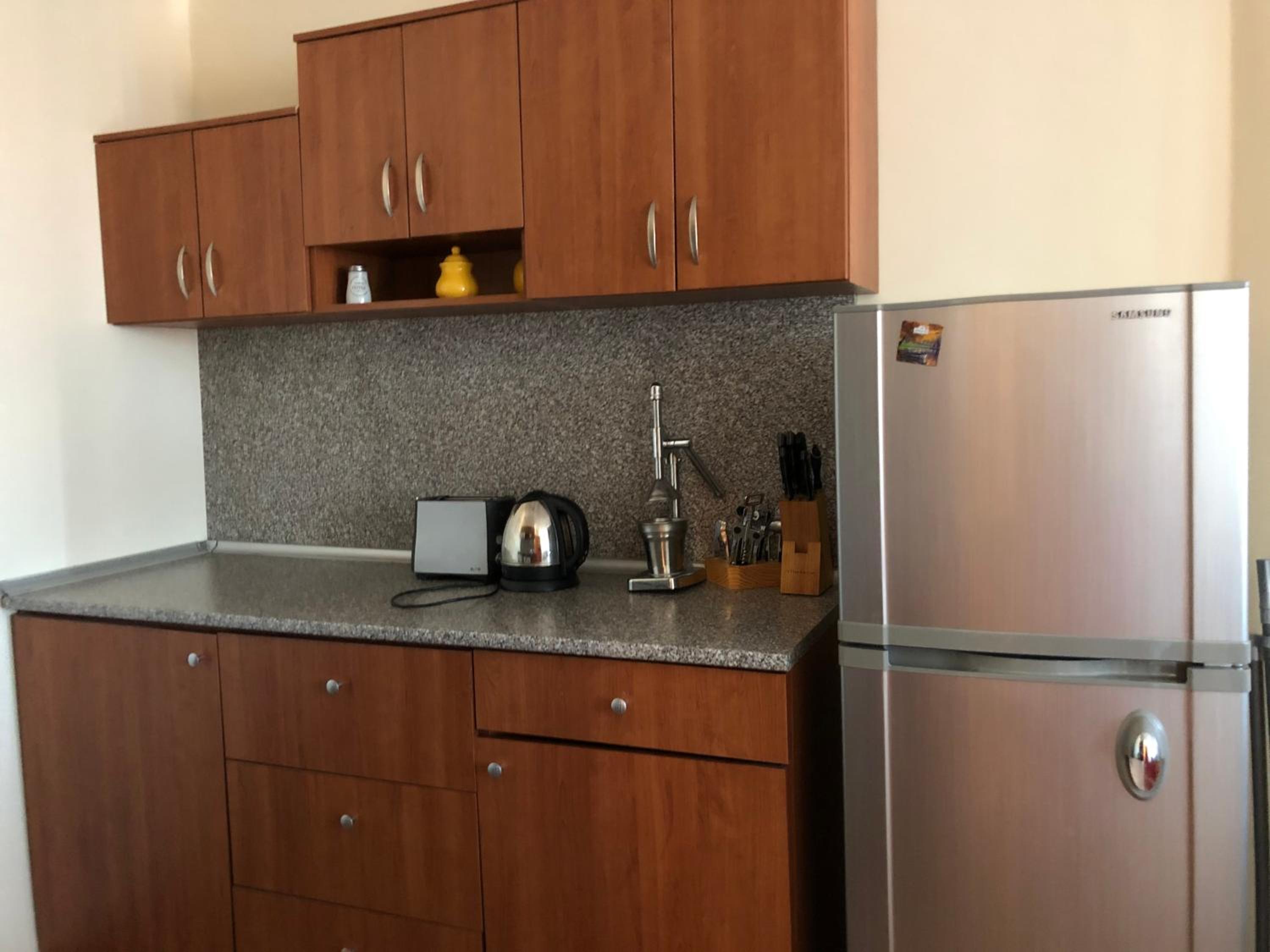 Spacious 2 Bed Apartment Close To Gondola