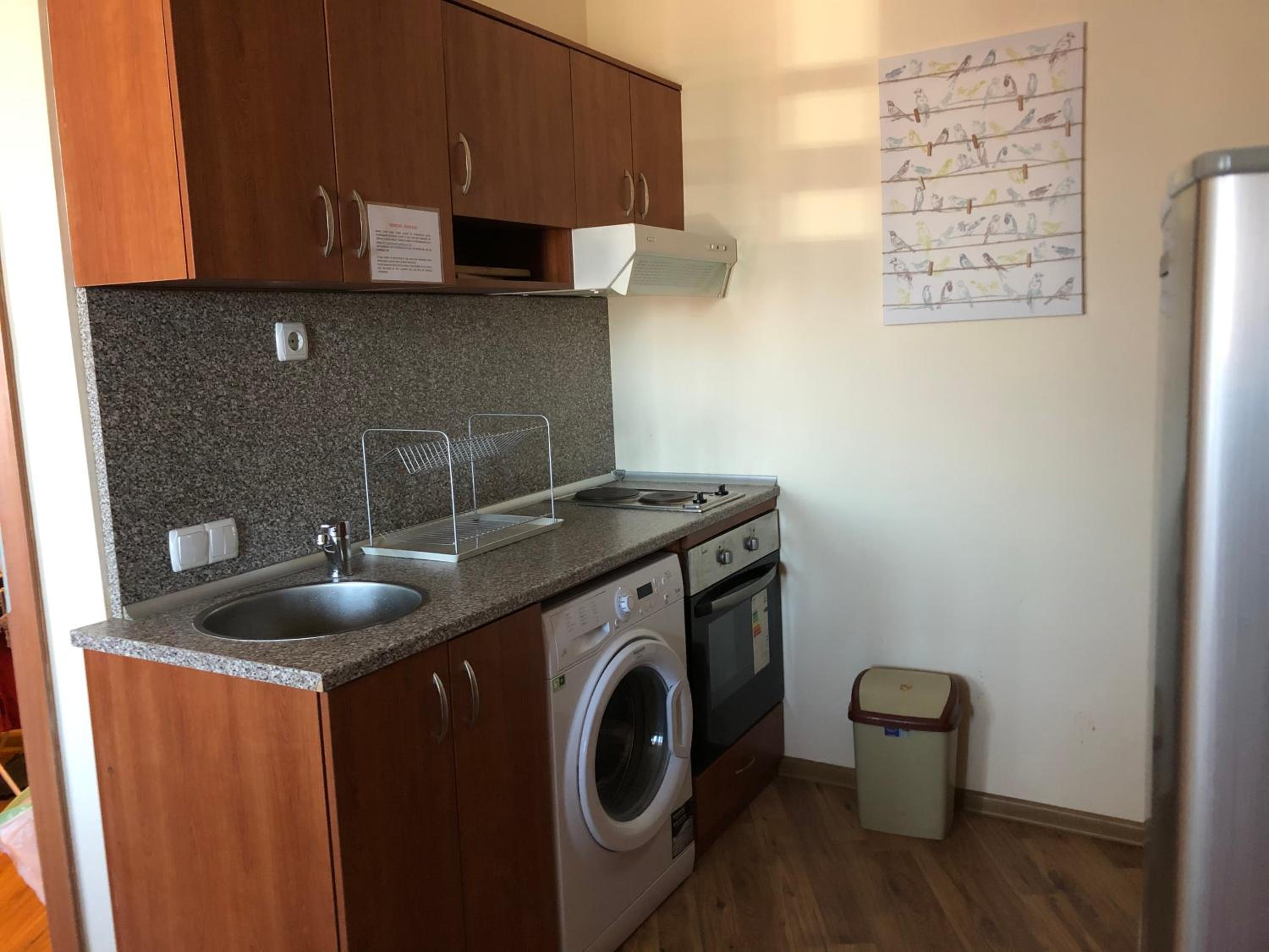 Spacious 2 Bed Apartment Close To Gondola