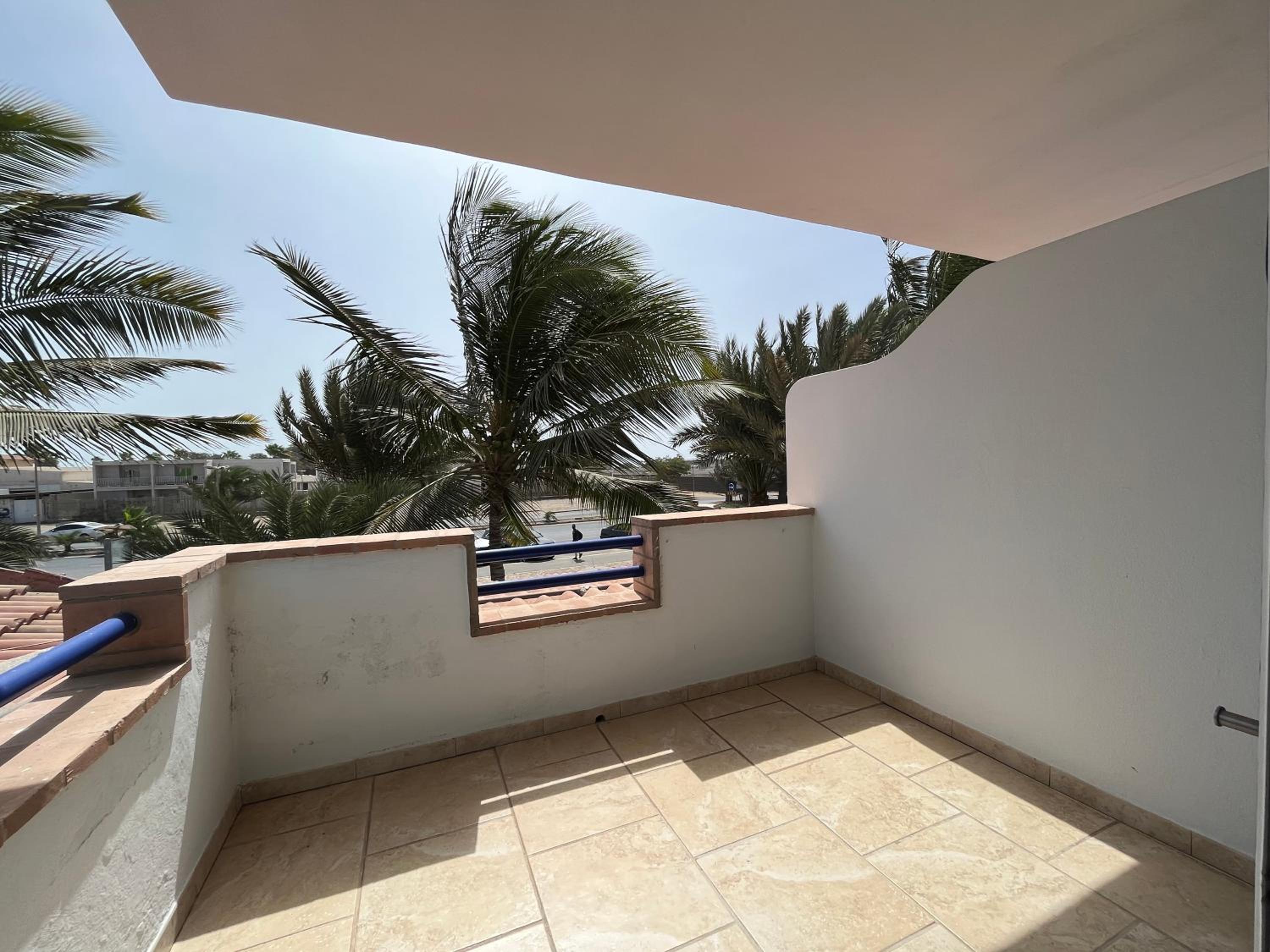 A15A Nice, bright, close to the beach and to the centre