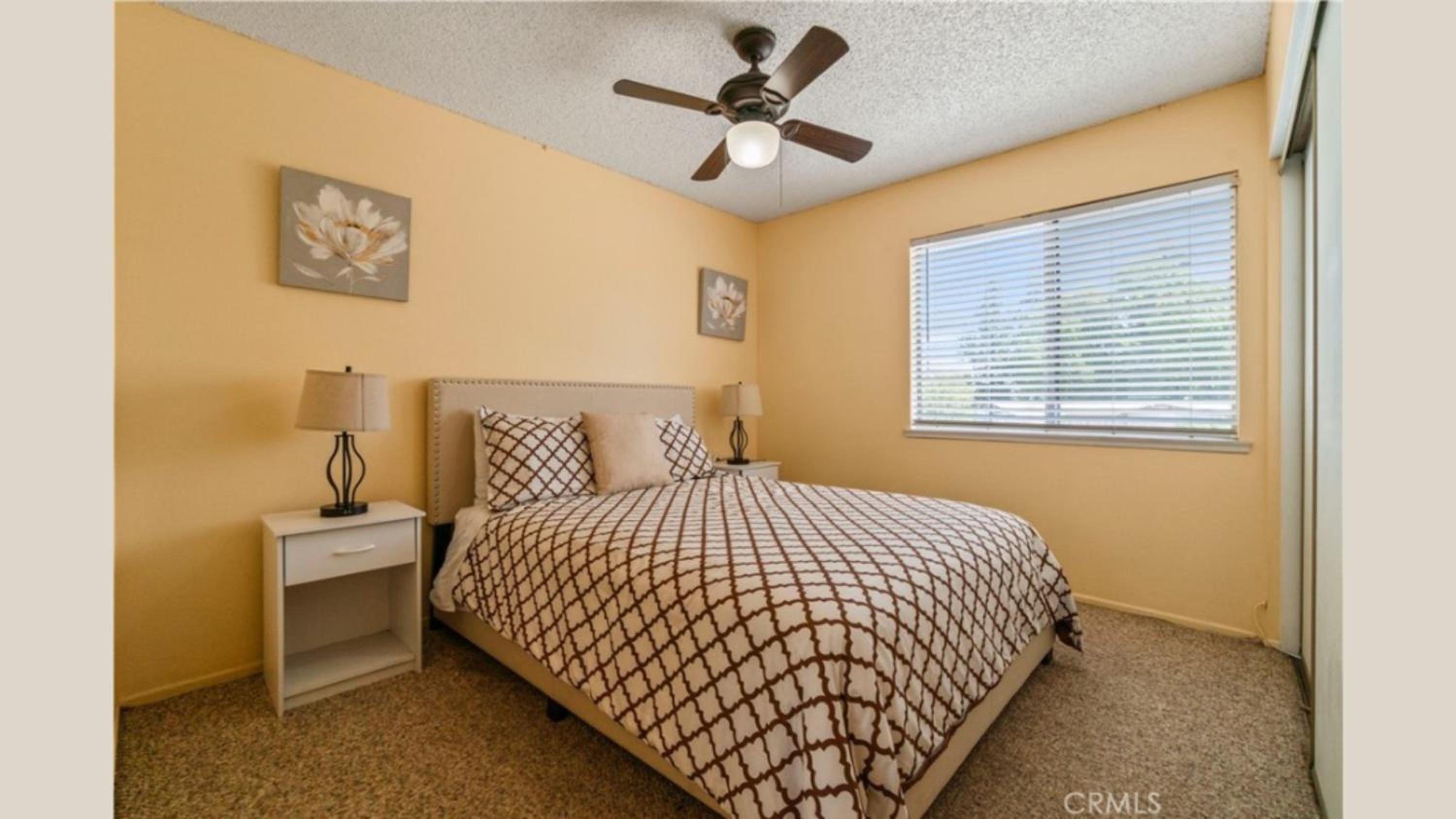 Valley Gem, luxurious 5 bedroom 3 bath, sleeps 12