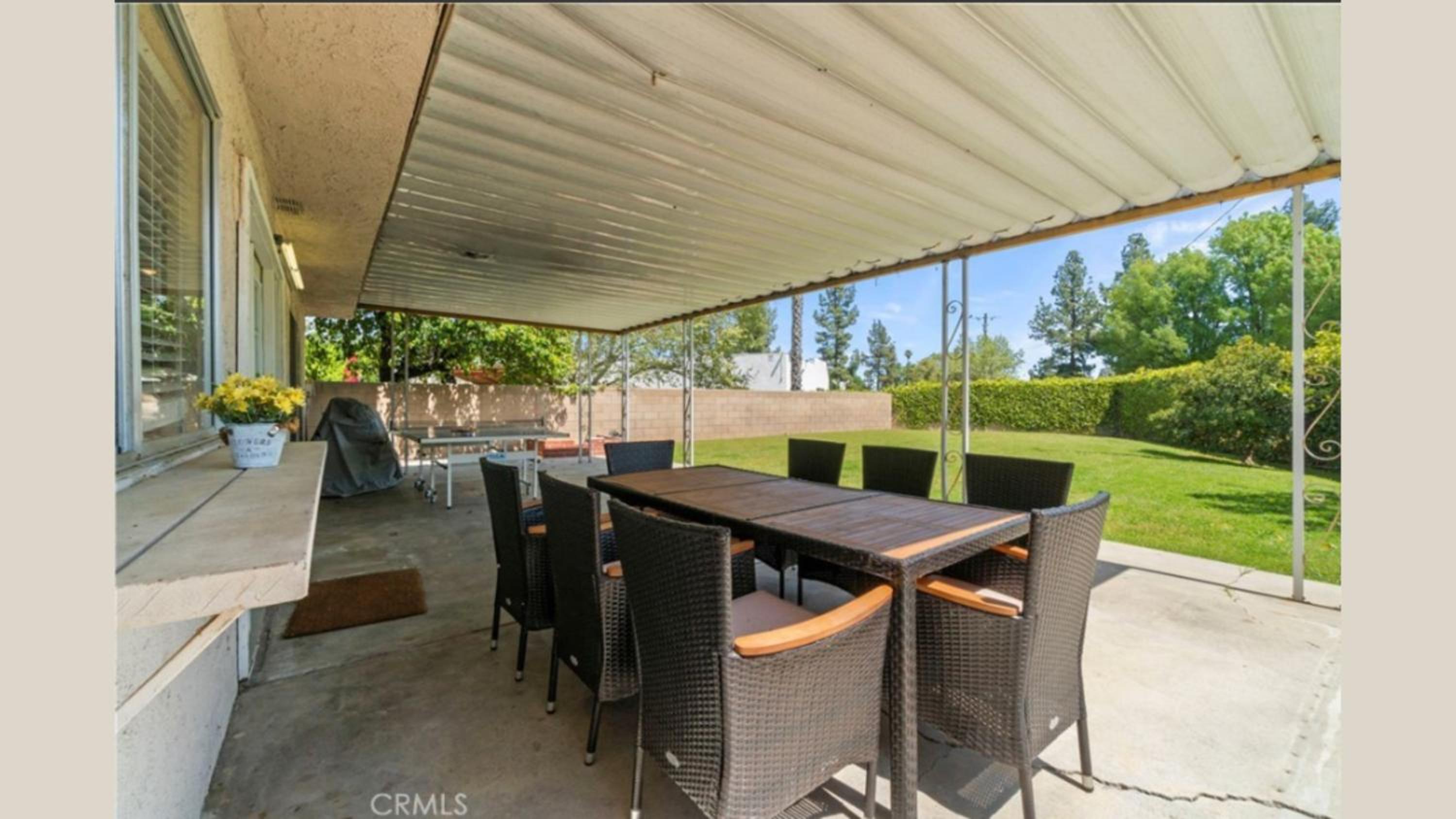 Valley Gem, luxurious 5 bedroom 3 bath, sleeps 12