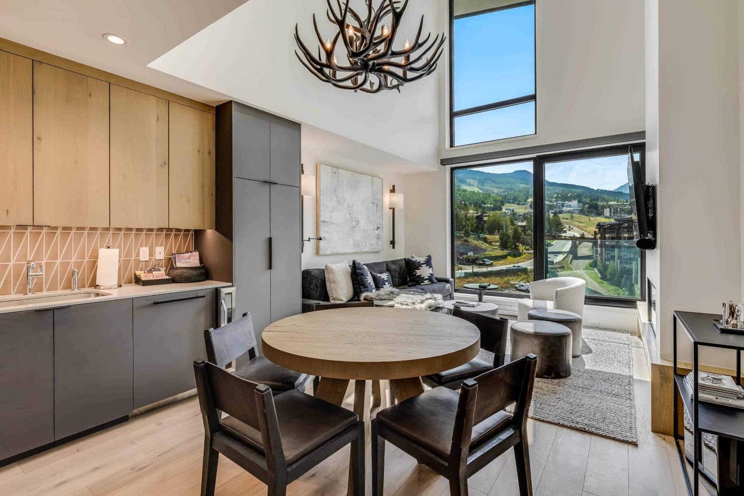 Electric Pass Lodge 607 by Snowmass Mountain Lodging view 2
