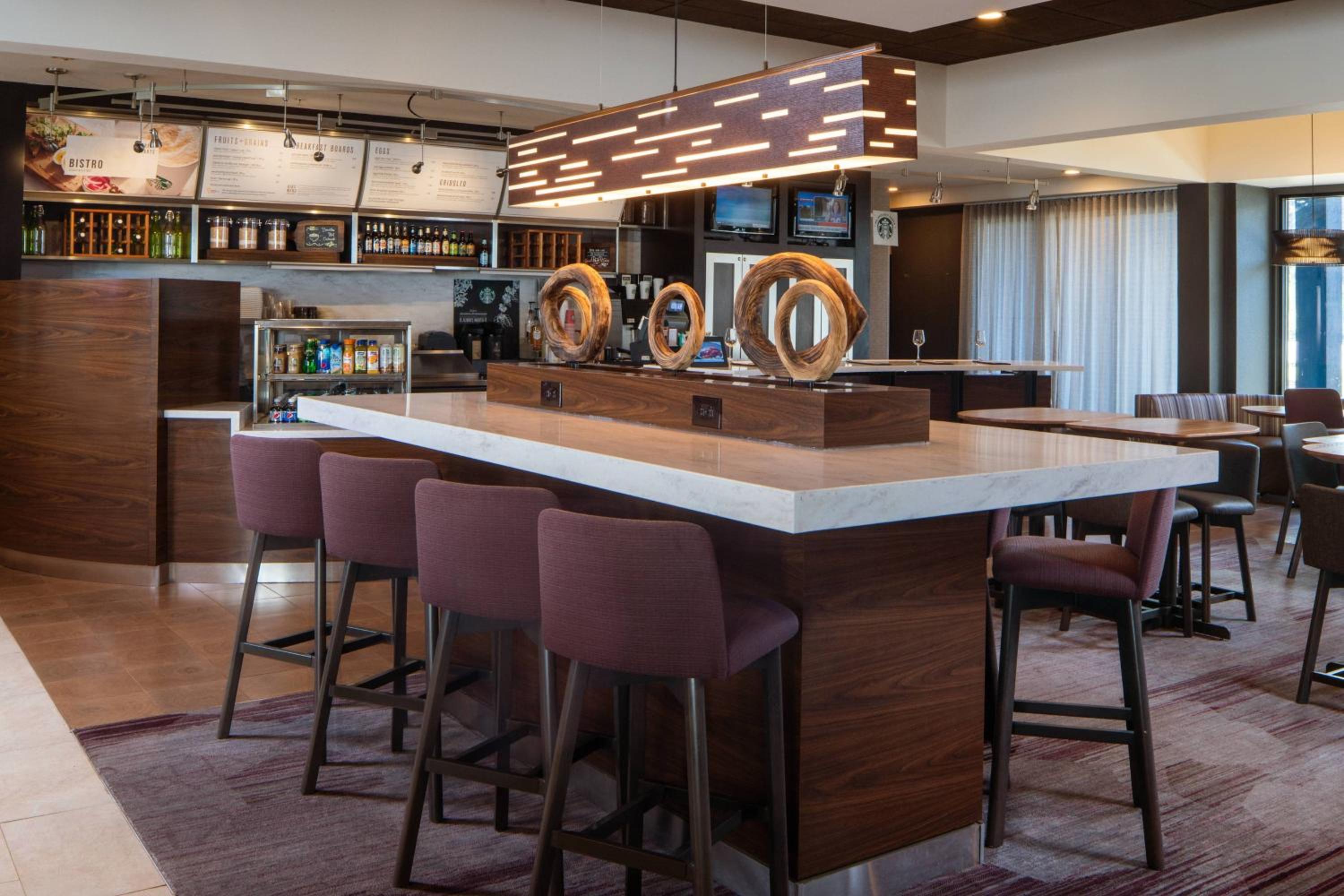 Courtyard by Marriott Nashville Airport - Property Image 13