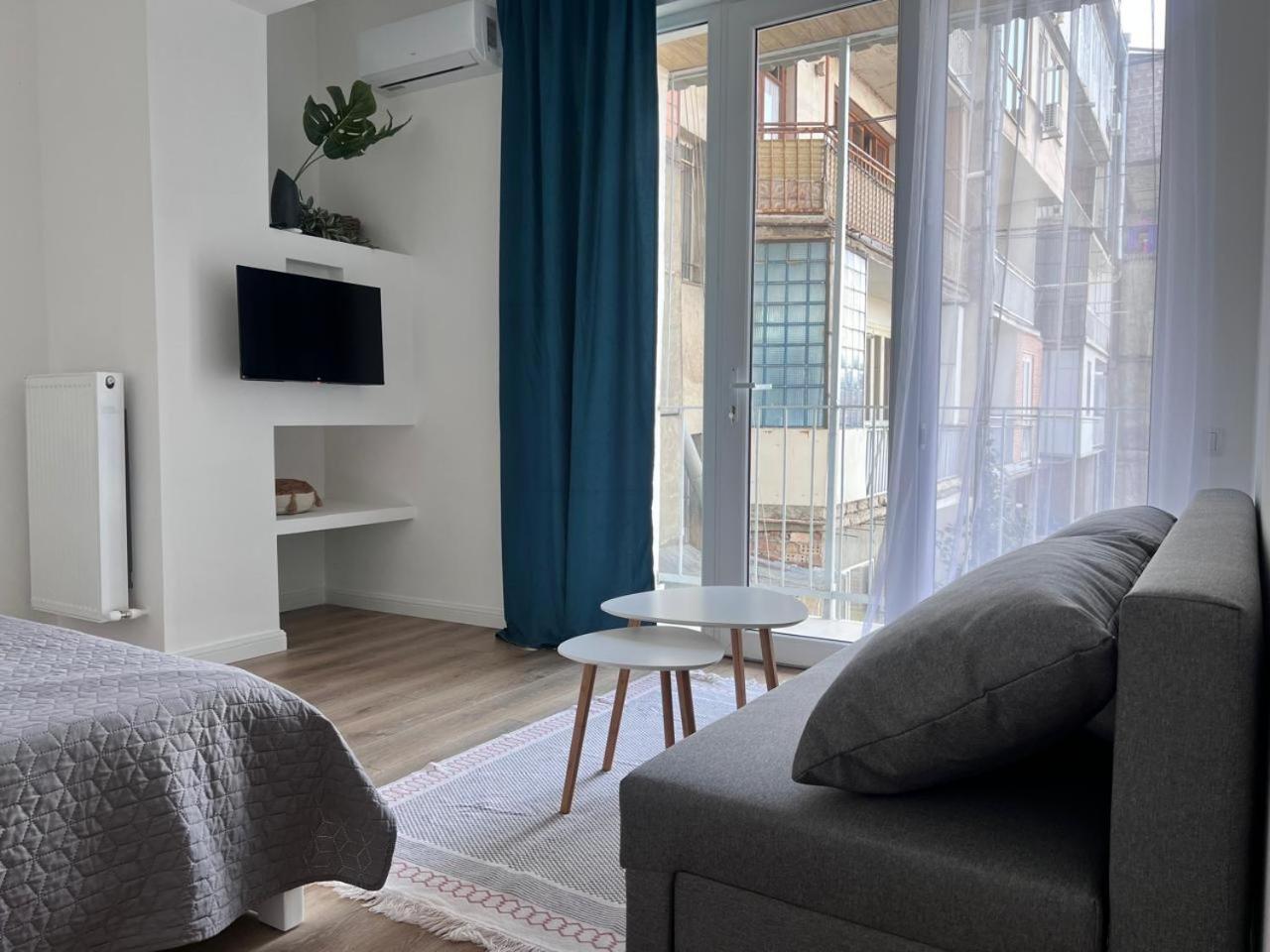 Two bedrooms apartment in Vake view 3