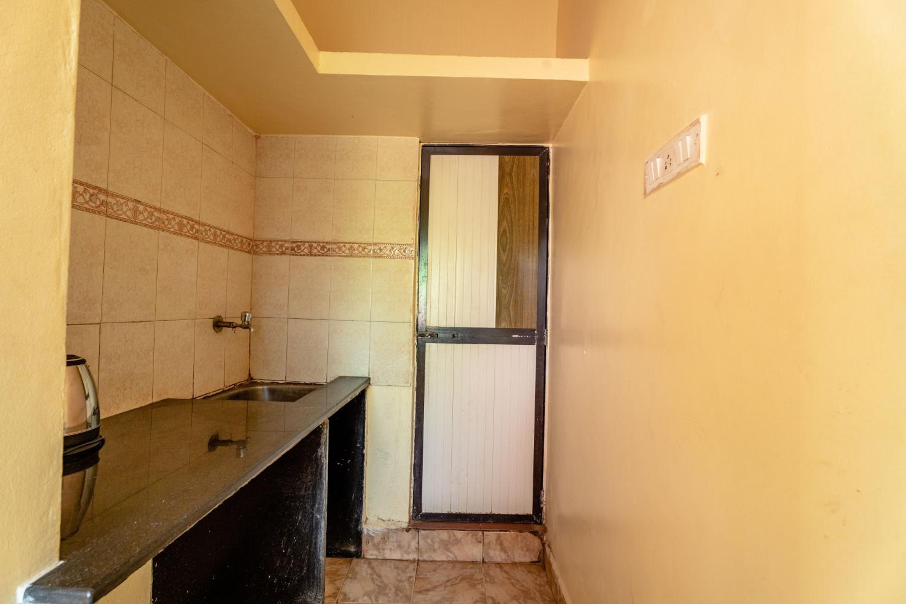 Strangers Apartment