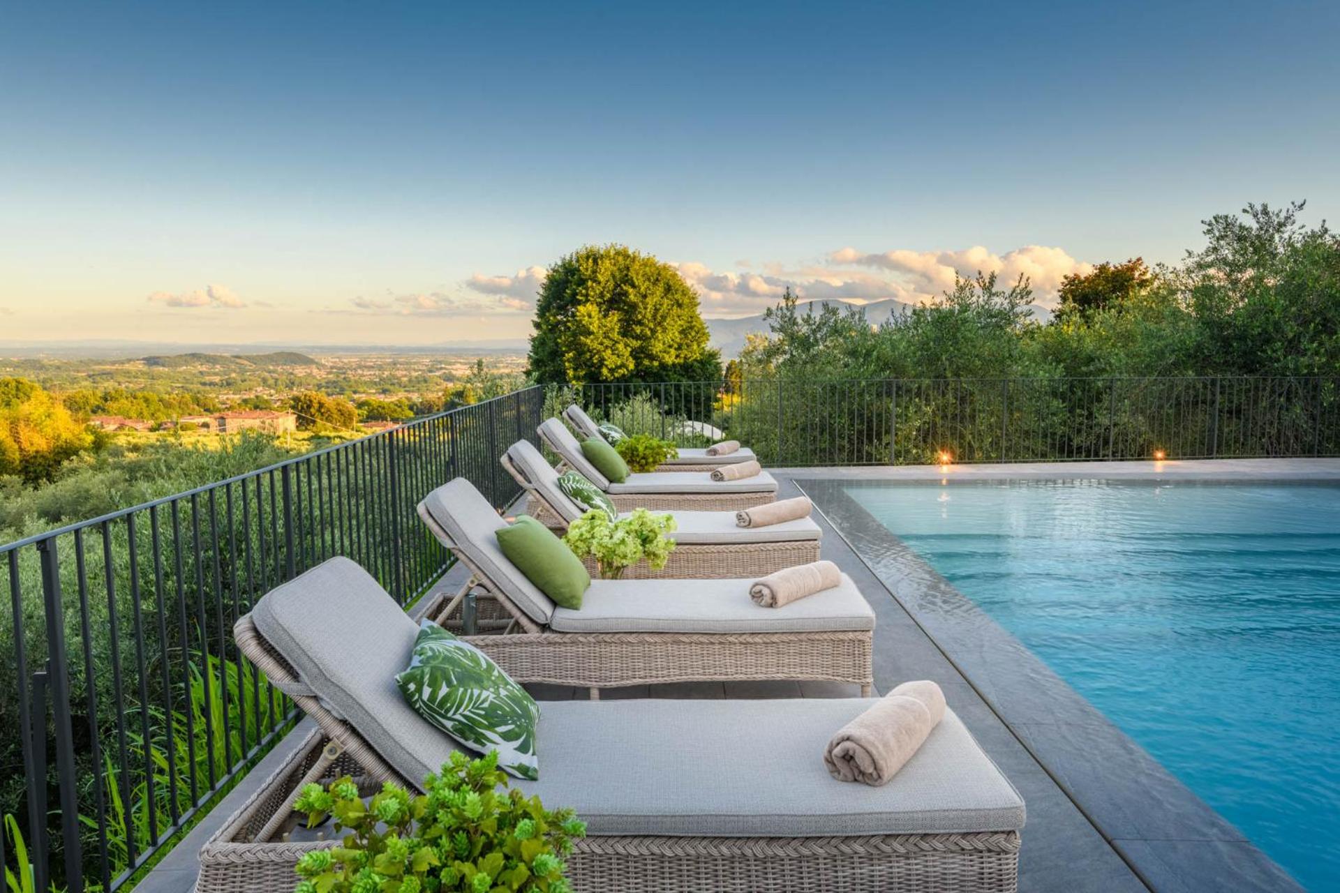 VILLA ASTI: Where Luxury Meets Limitless View