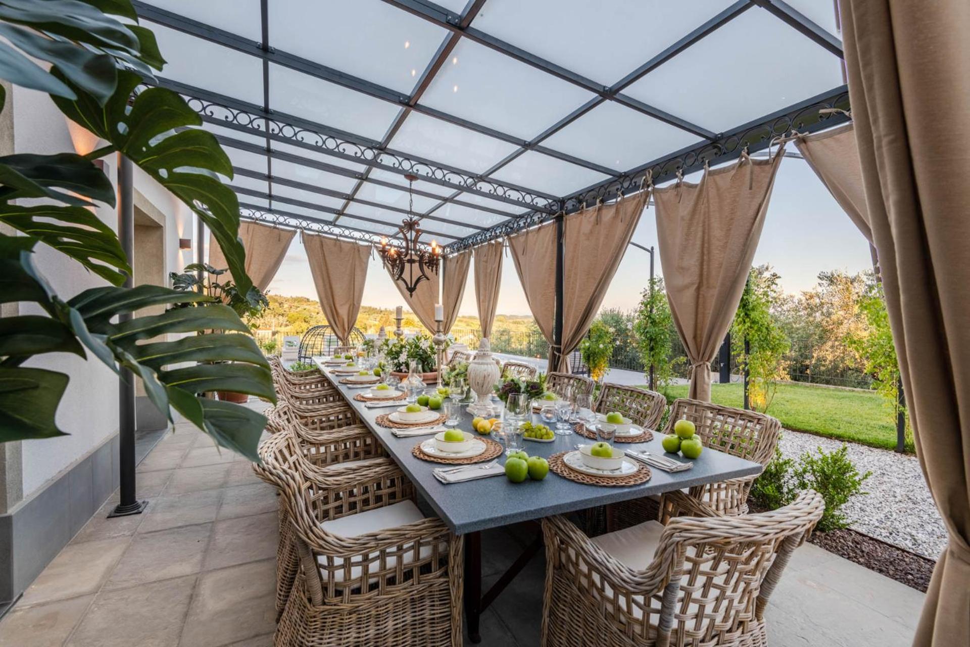VILLA ASTI: Where Luxury Meets Limitless View