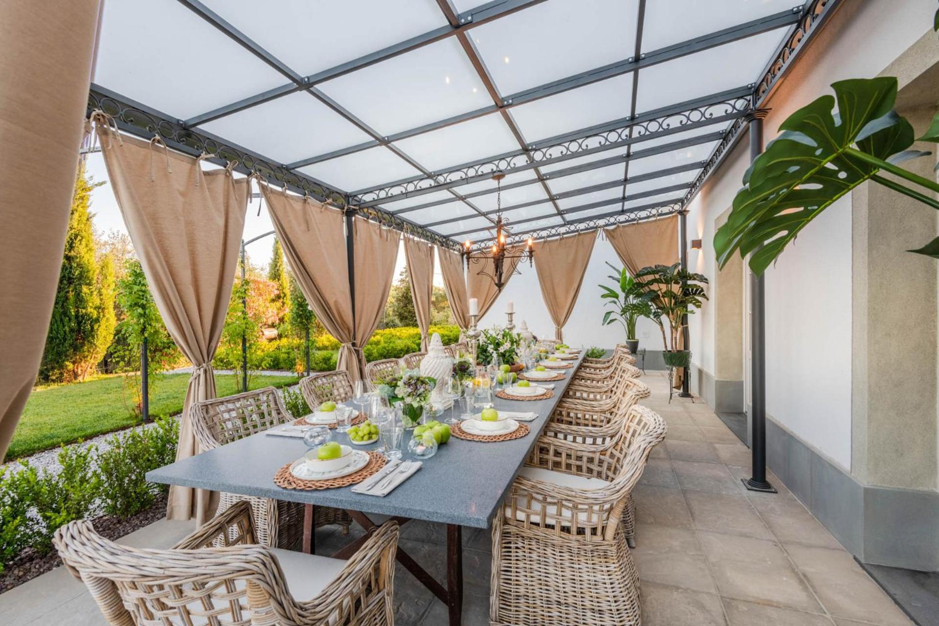 VILLA ASTI: Where Luxury Meets Limitless View