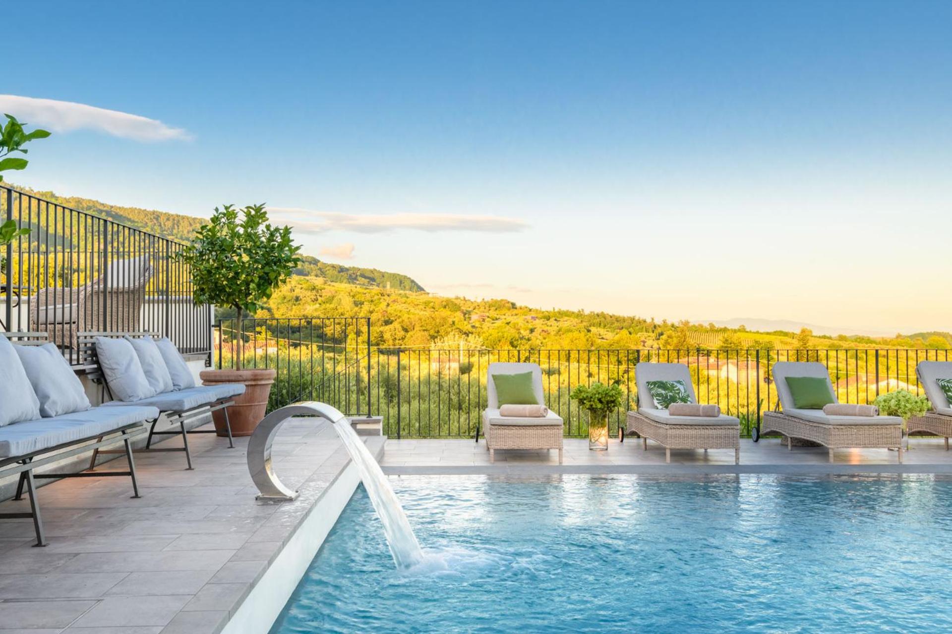 VILLA ASTI: Where Luxury Meets Limitless View