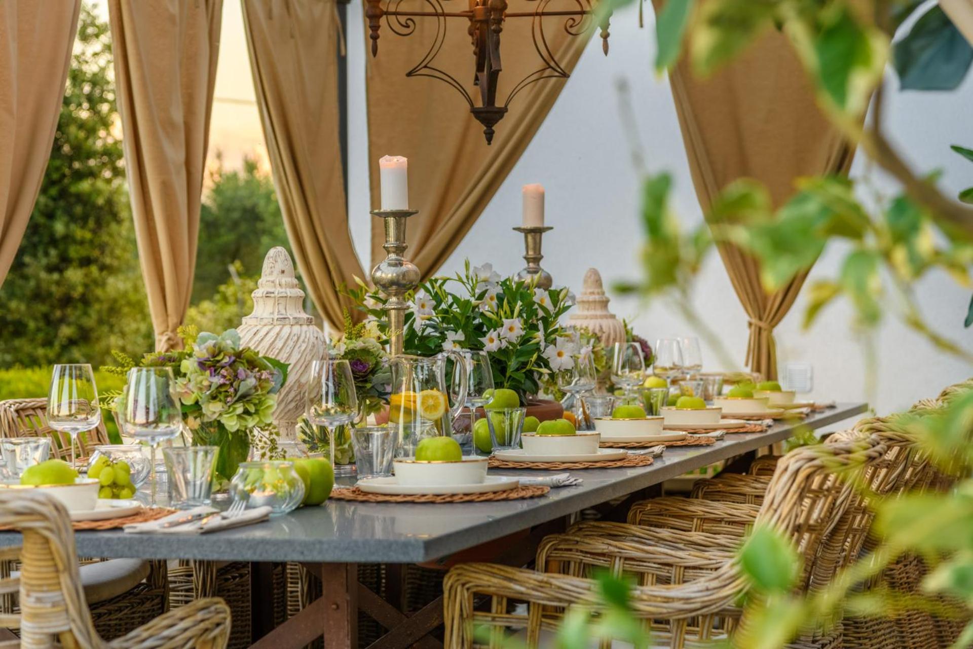 VILLA ASTI: Where Luxury Meets Limitless View