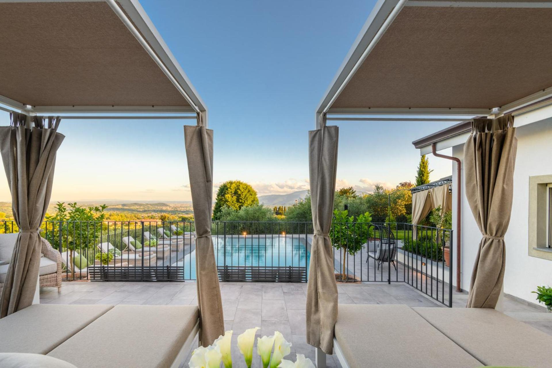 VILLA ASTI: Where Luxury Meets Limitless View