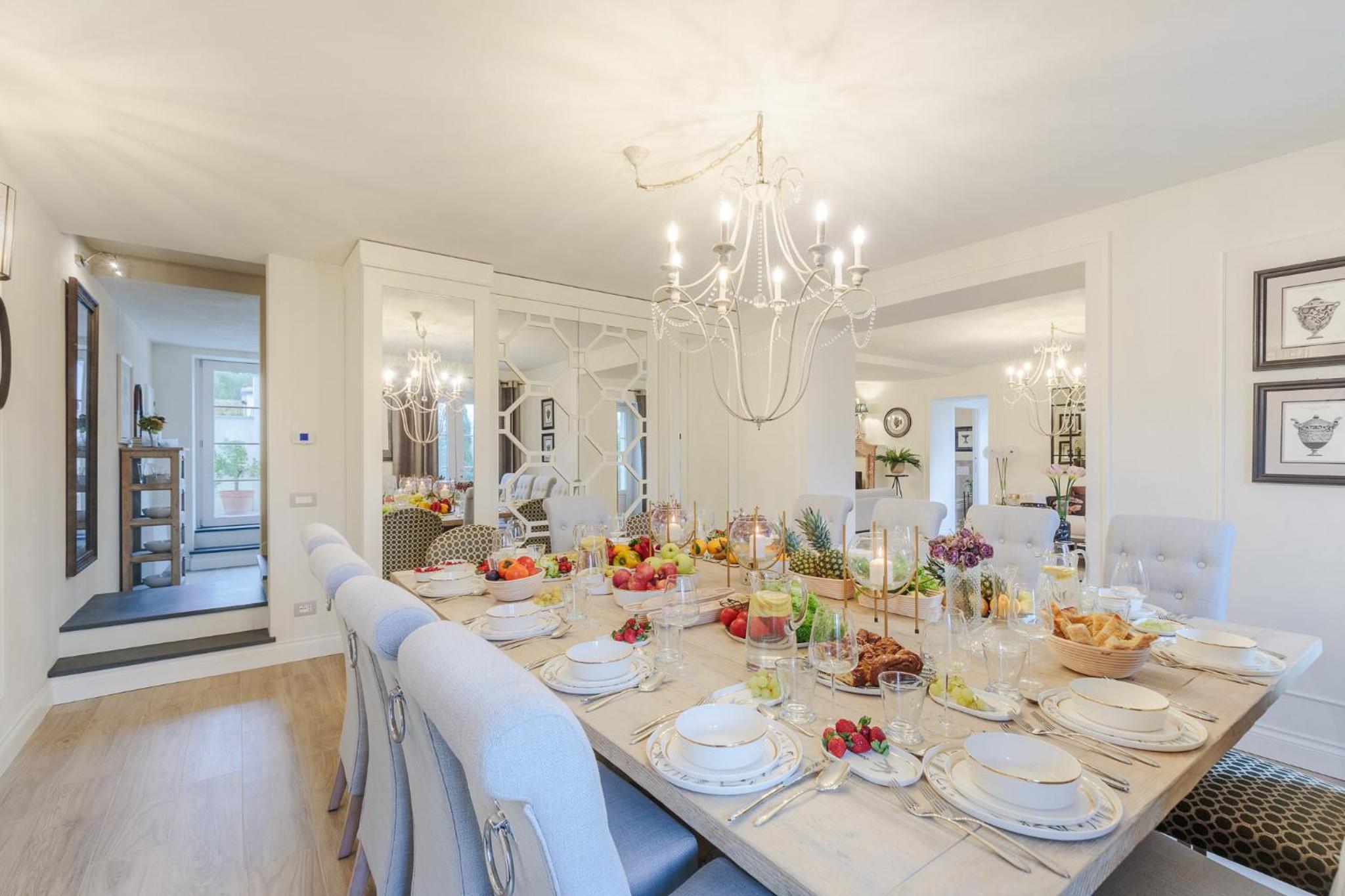 VILLA ASTI: Where Luxury Meets Limitless View