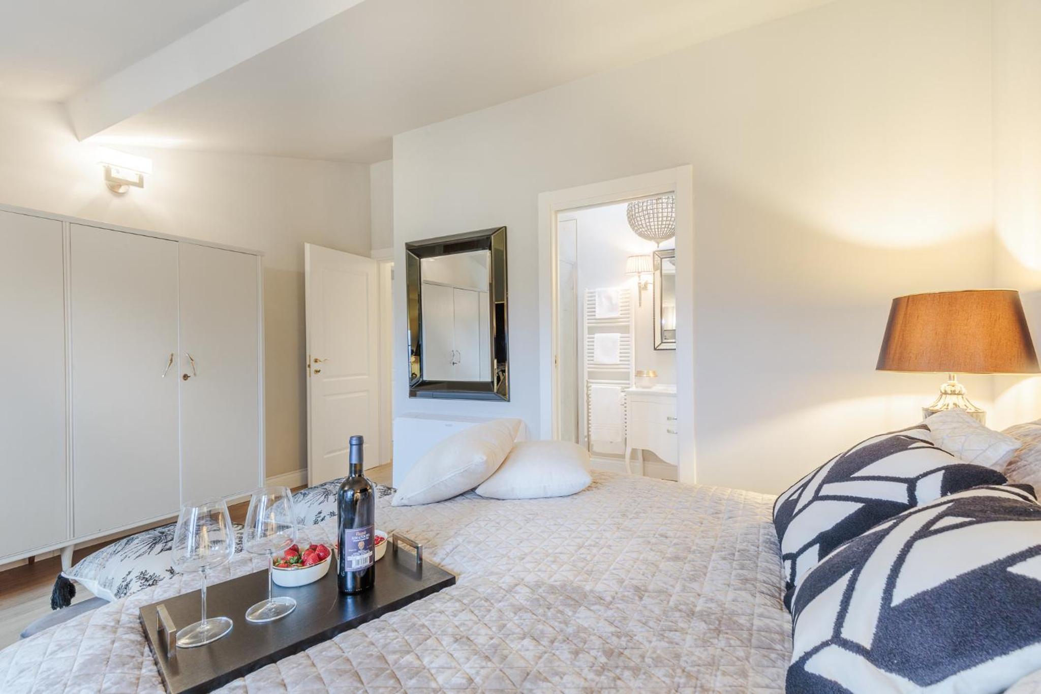 VILLA ASTI: Where Luxury Meets Limitless View