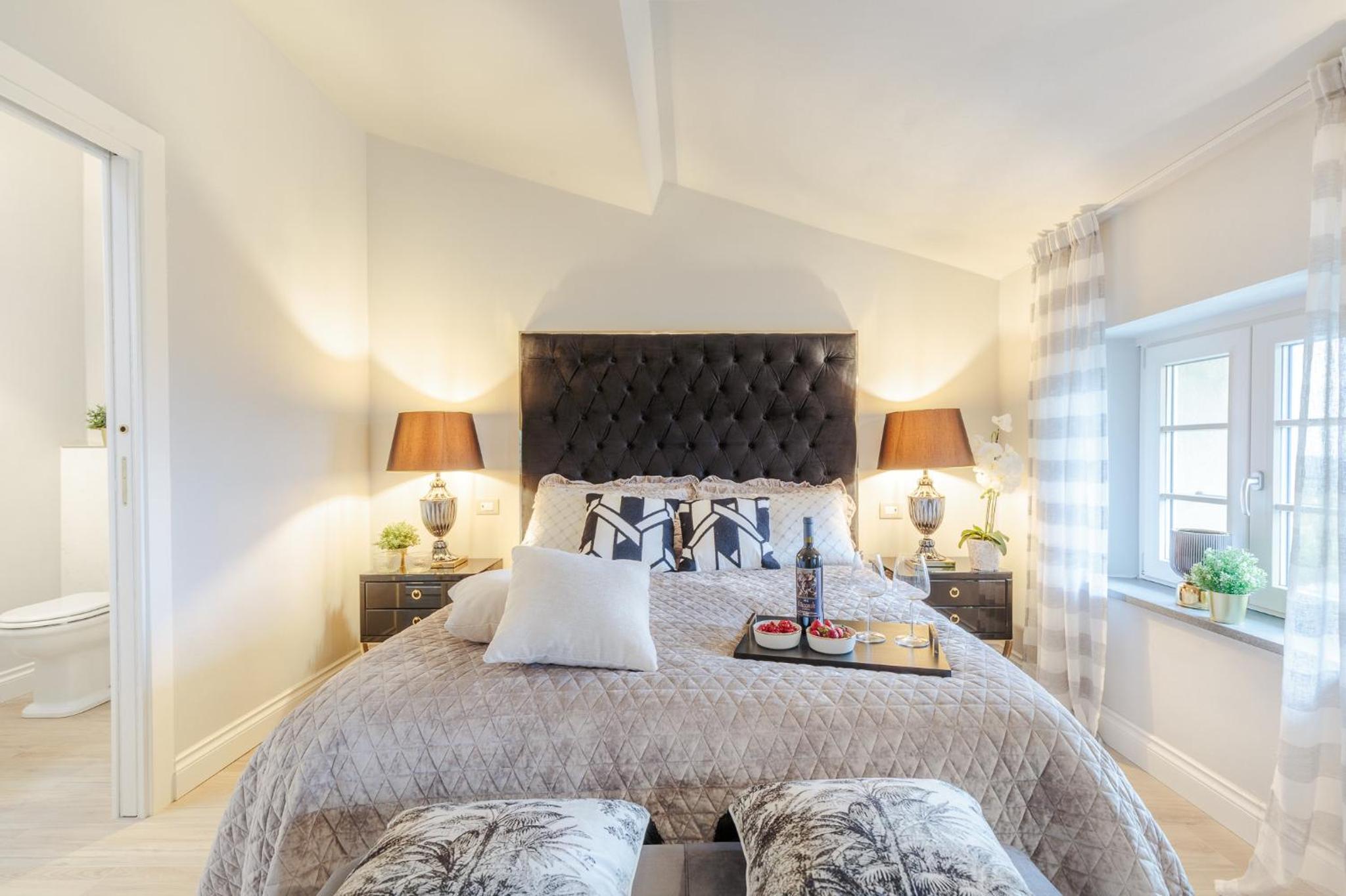 VILLA ASTI: Where Luxury Meets Limitless View
