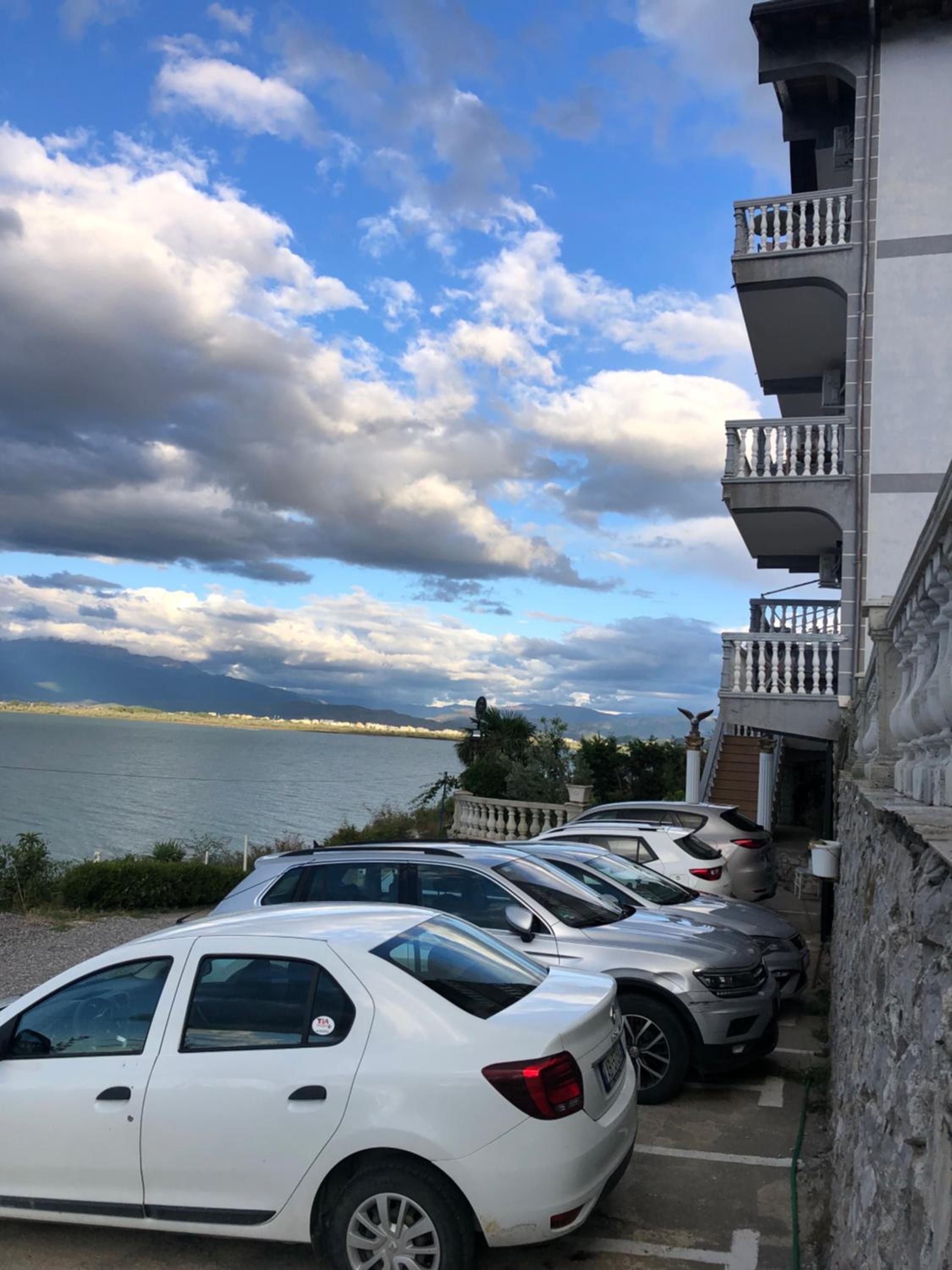 Bella Vista