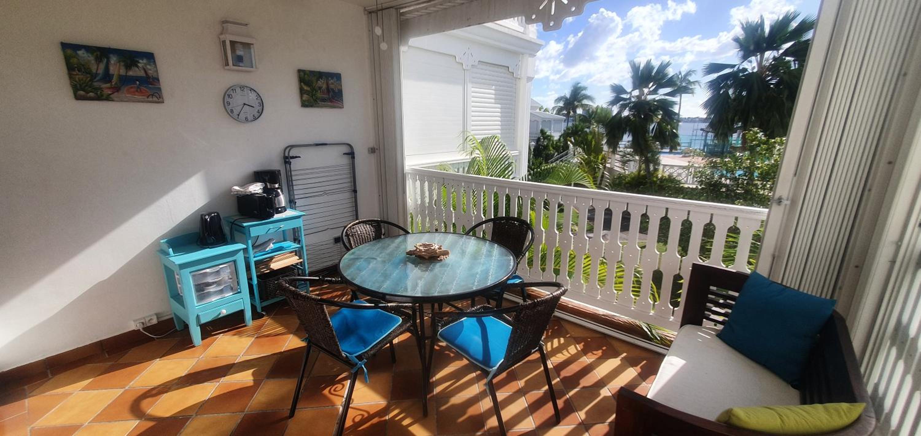 Studio Baie Nettlé Lagoon view 5