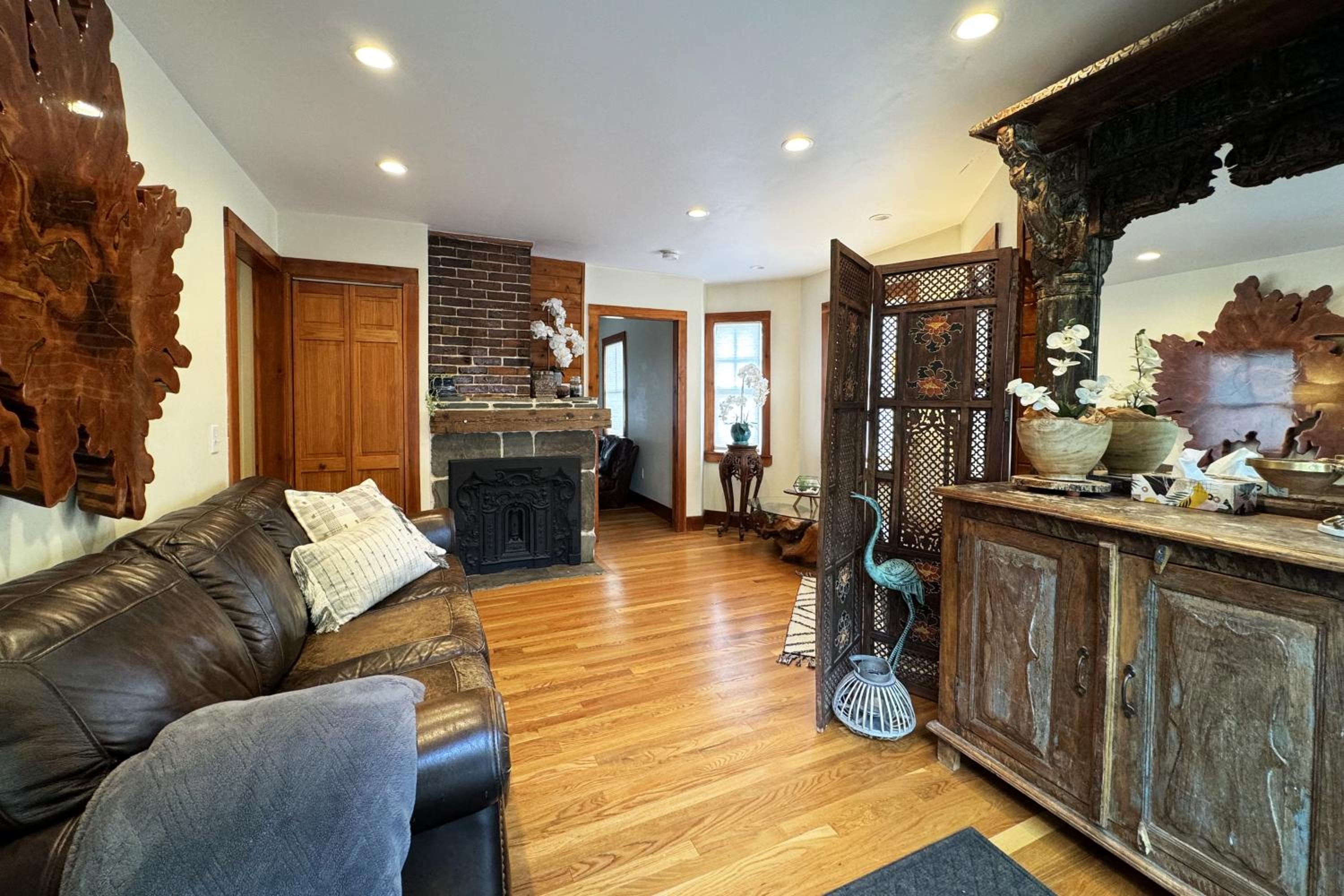 Large, Comfortable & Conveniently located Home