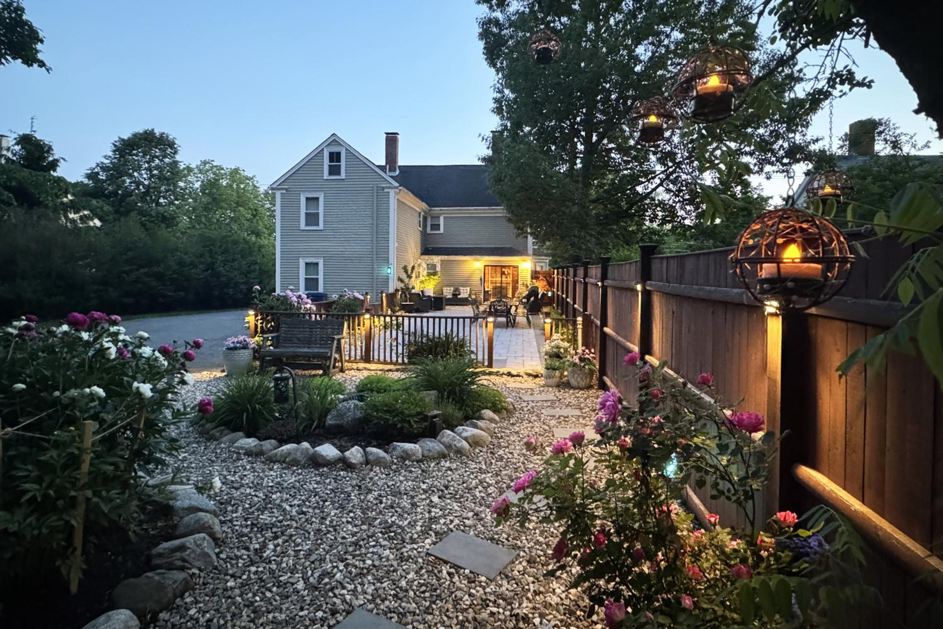 Large, Comfortable & Conveniently located Home, photo 42
