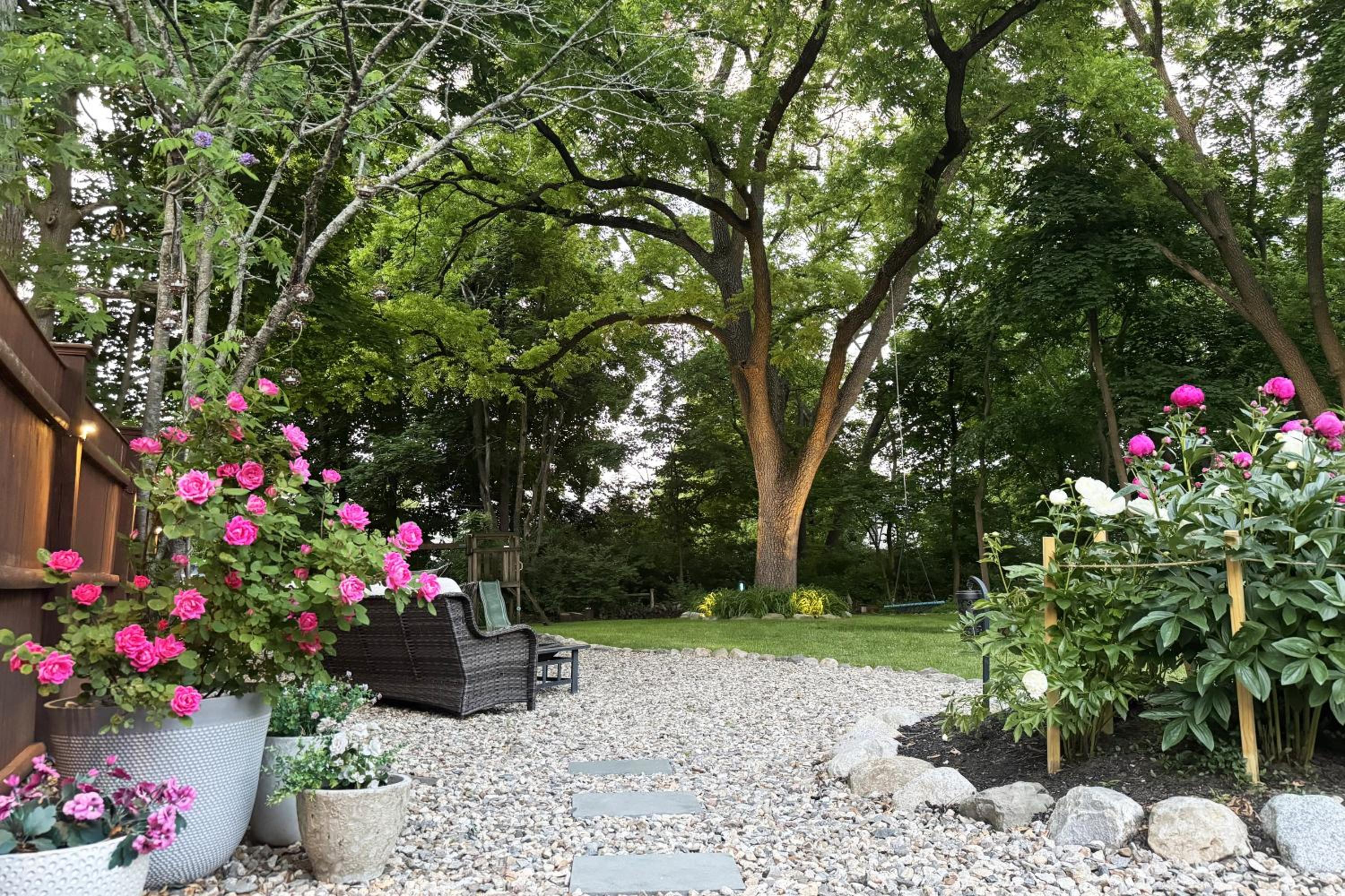 Large, Comfortable & Conveniently located Home, photo 14