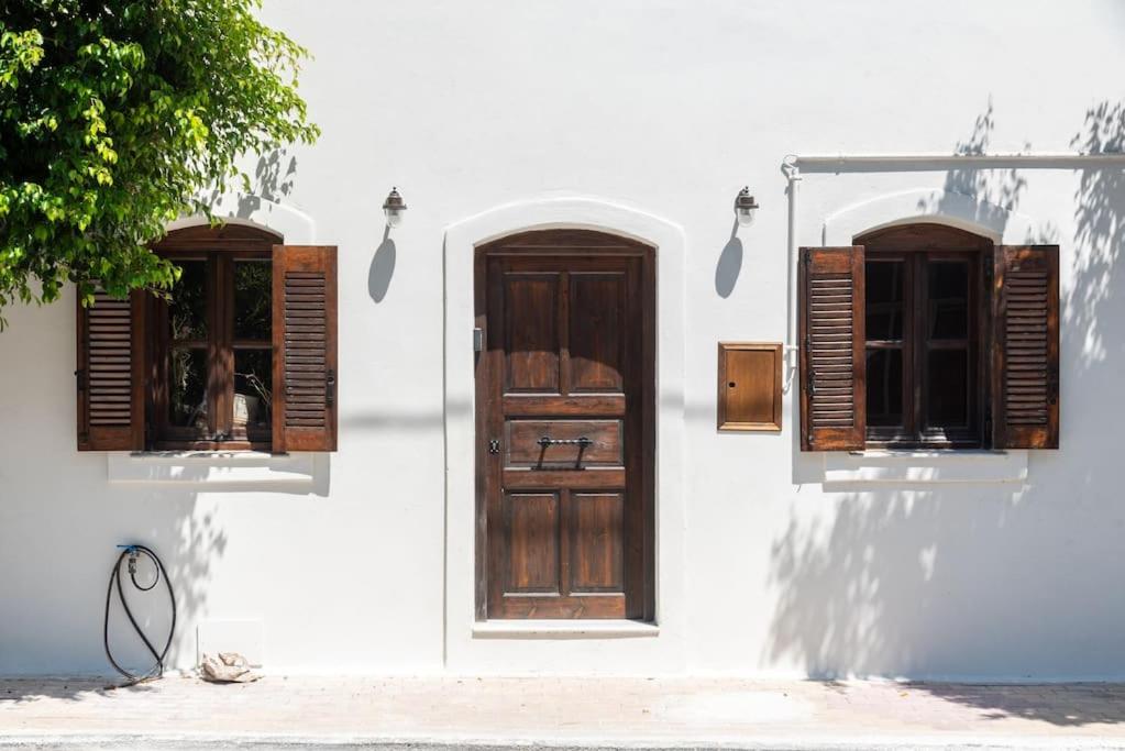 Daphne's Konaki in Pachia Ammos view 5