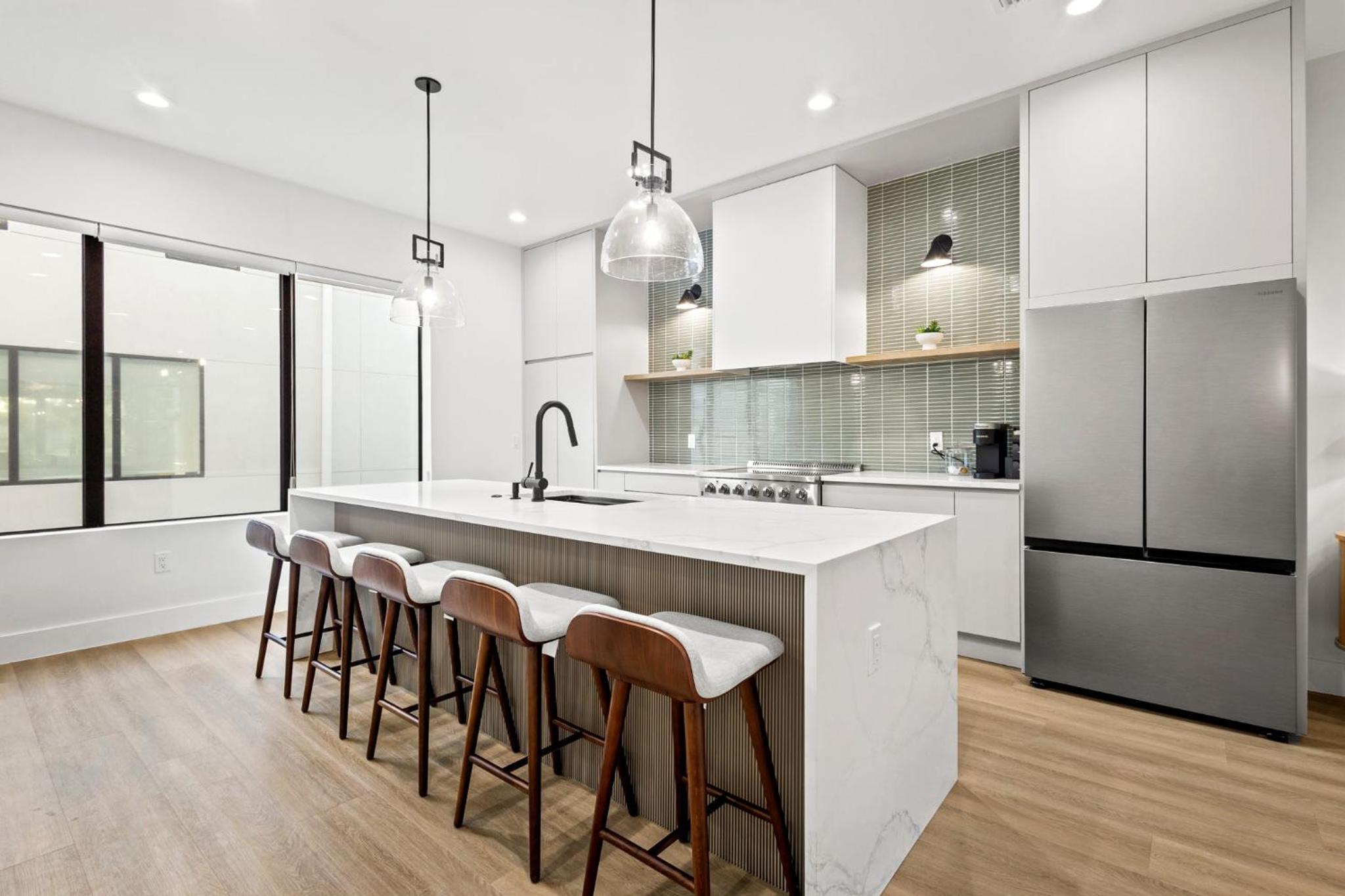 Warm Modern New Construction Townhome in Tampa Heights view 5