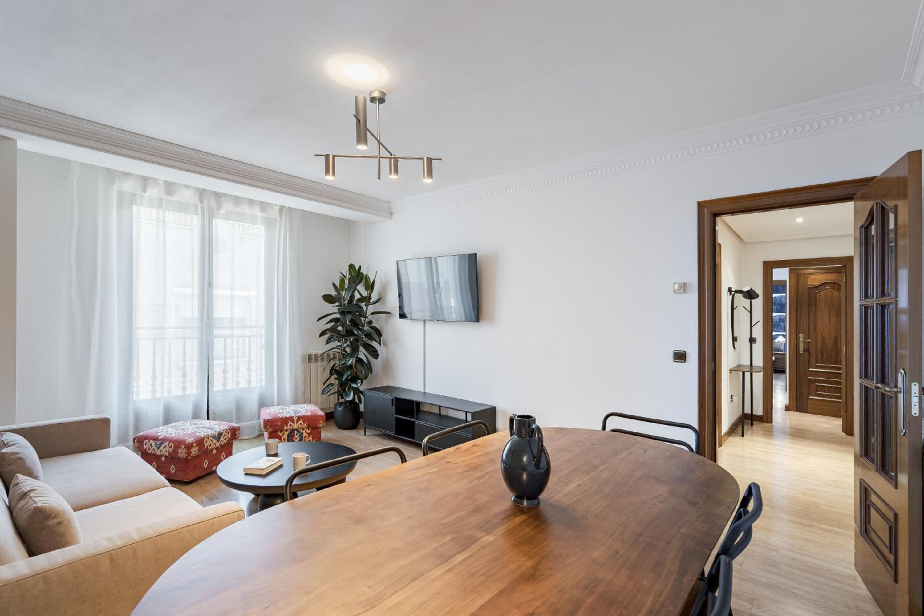 Rio Apartment by Olala Homes