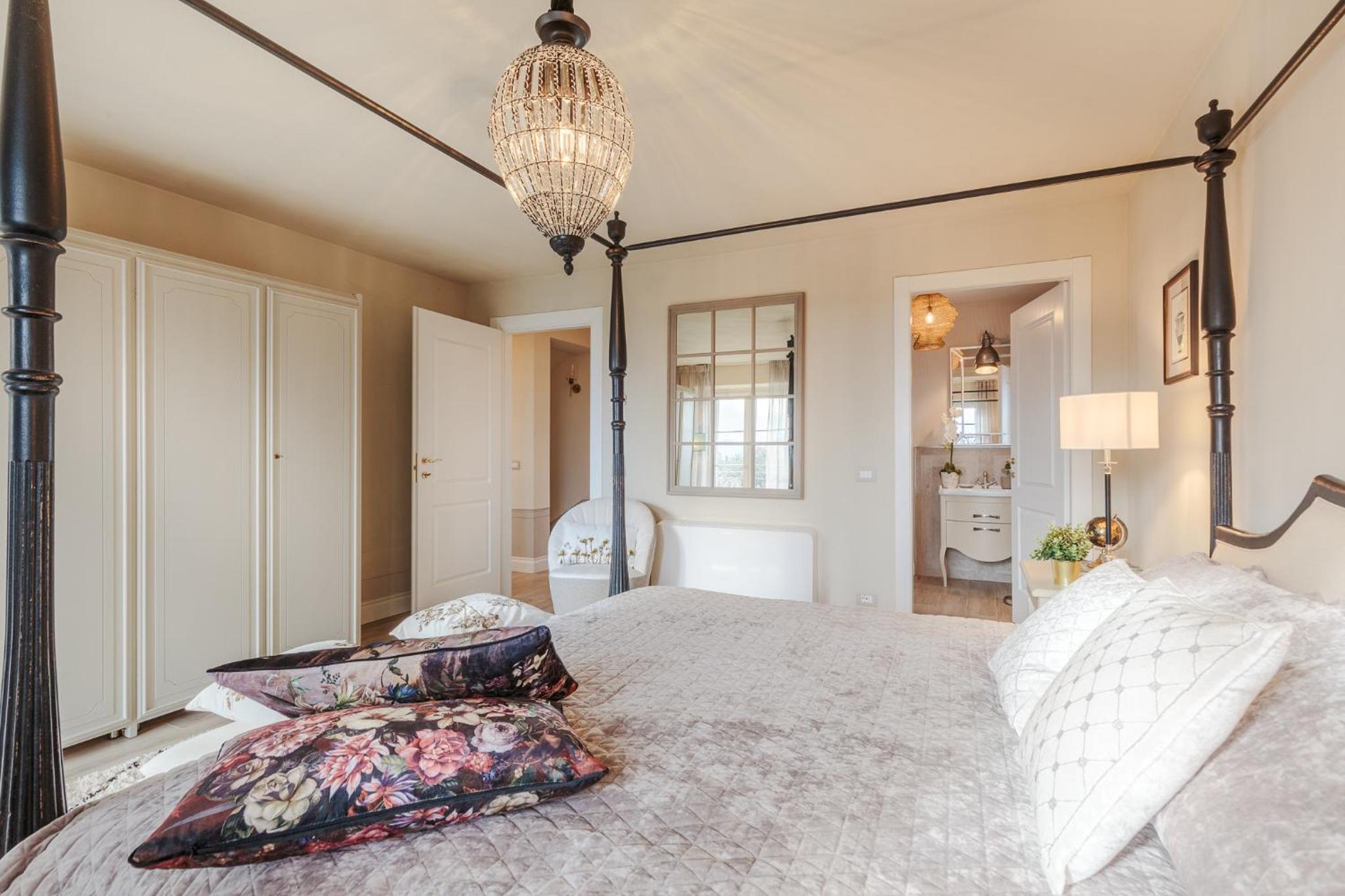 VILLA ASTI: Where Luxury Meets Limitless View