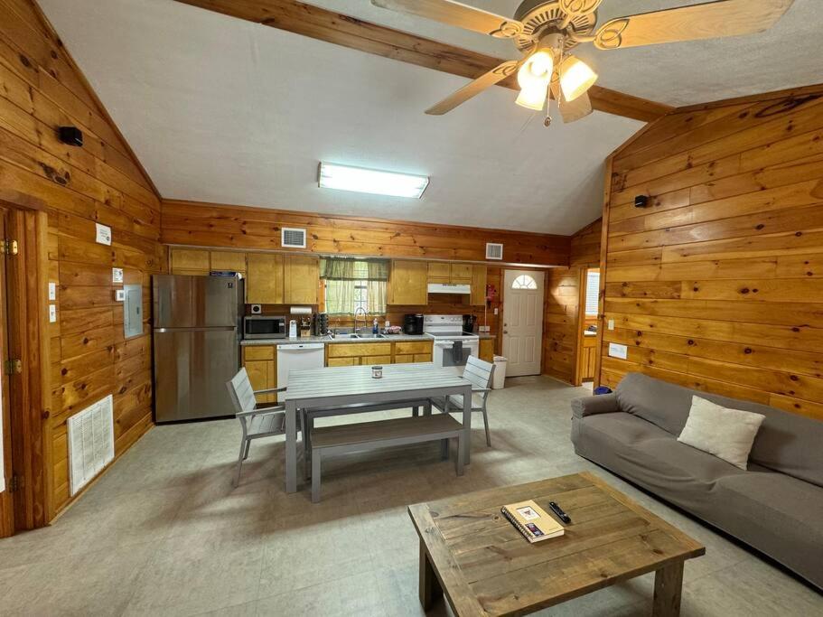 Cherokee Oaks - Frio River Haven view 3