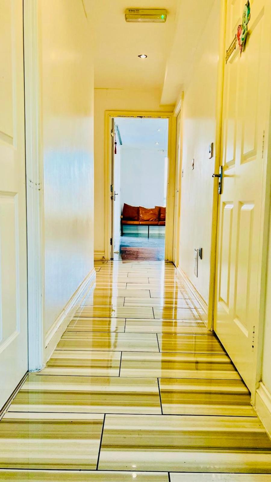 City view Sunset Luxurious Apartment in London Zone-1 Including one Family twin Room with its Own Stunning Private Terrace