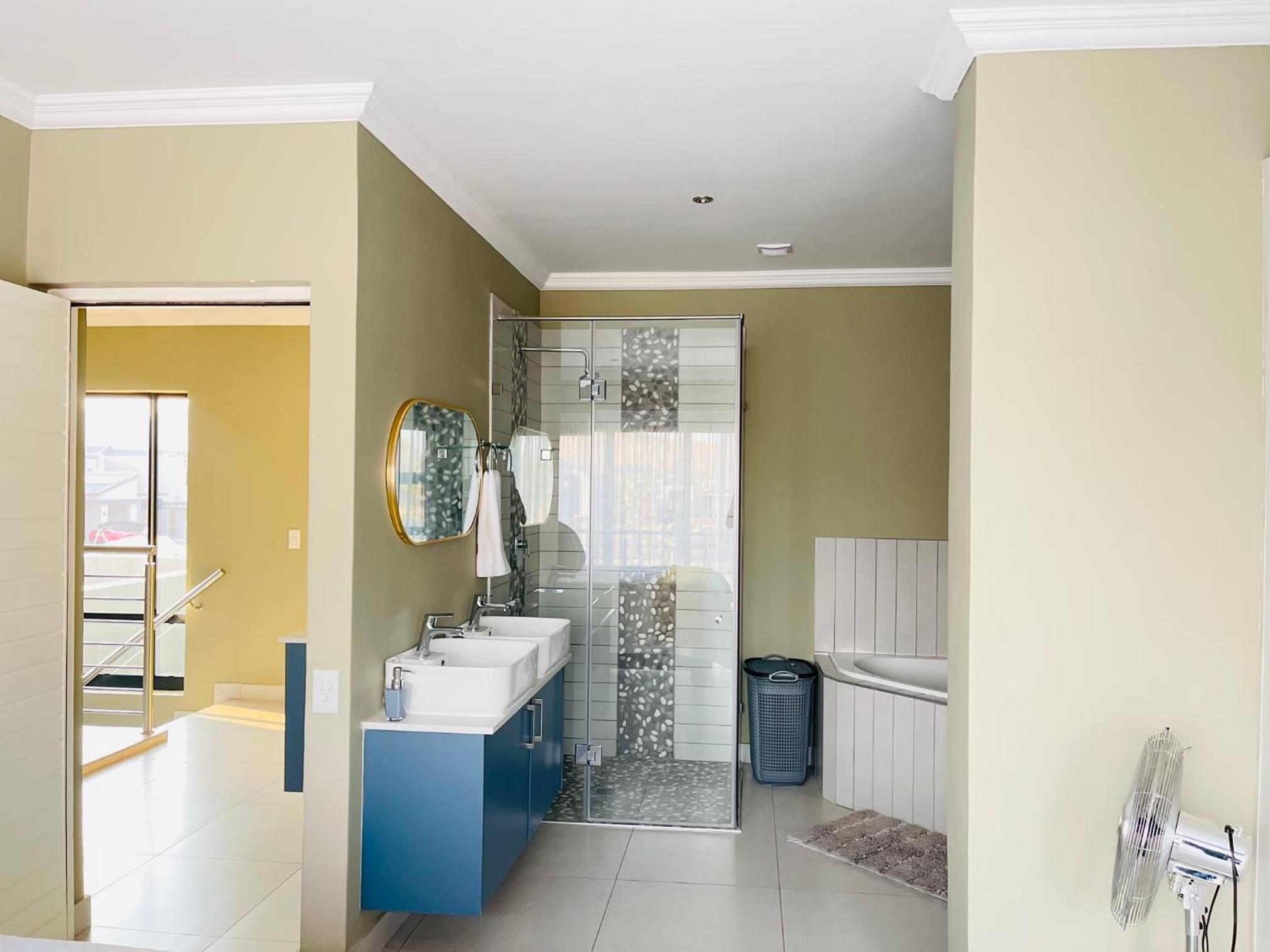 Hartbeespoort Dam Getaway Home