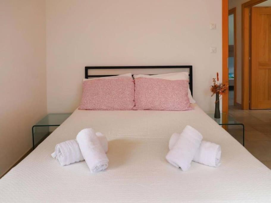 Domaine des Reines D14, 4-bedrooms with fabulous indoor pool