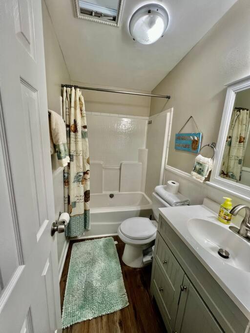 Waterfront home with direct Gulf access, El Logrado