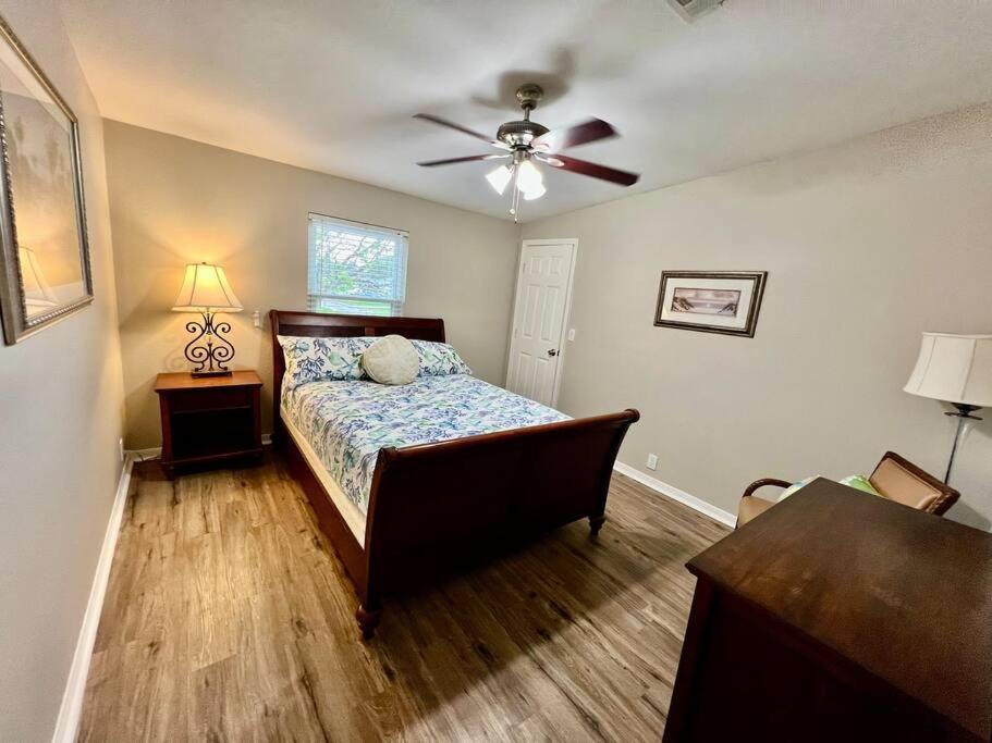 Waterfront home with direct Gulf access, El Logrado