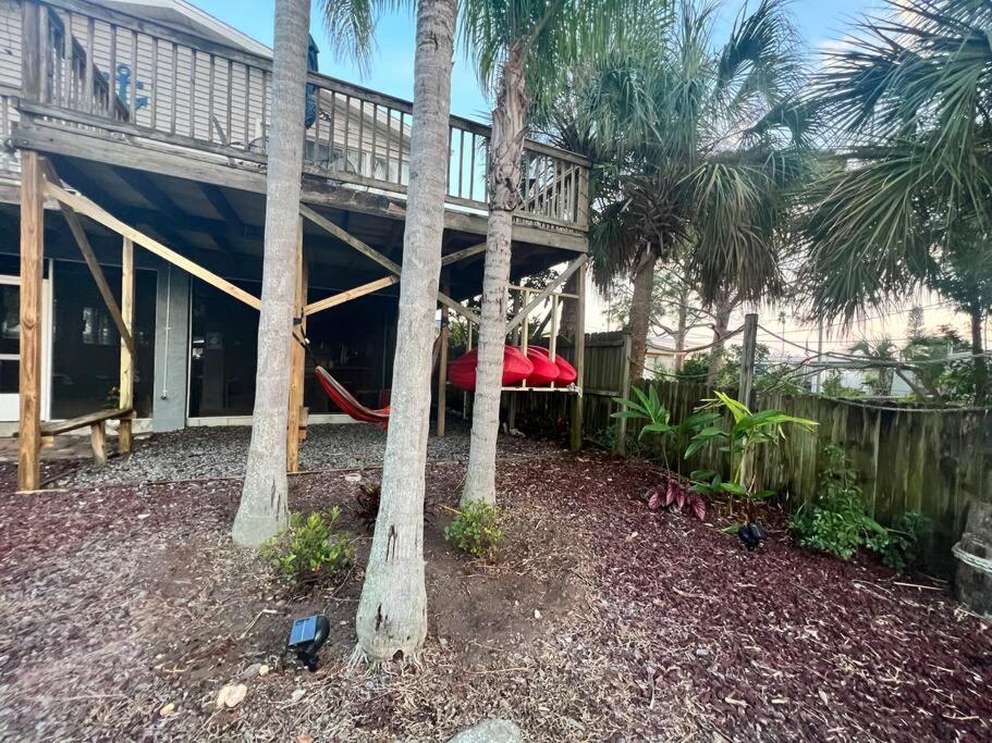 Waterfront home with direct Gulf access, El Logrado