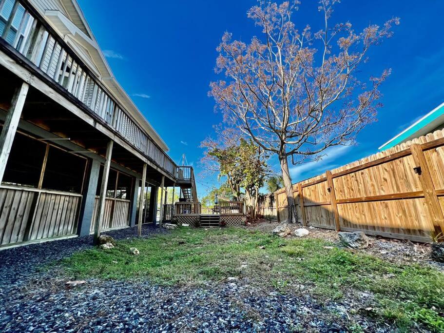 Waterfront home with direct Gulf access, El Logrado