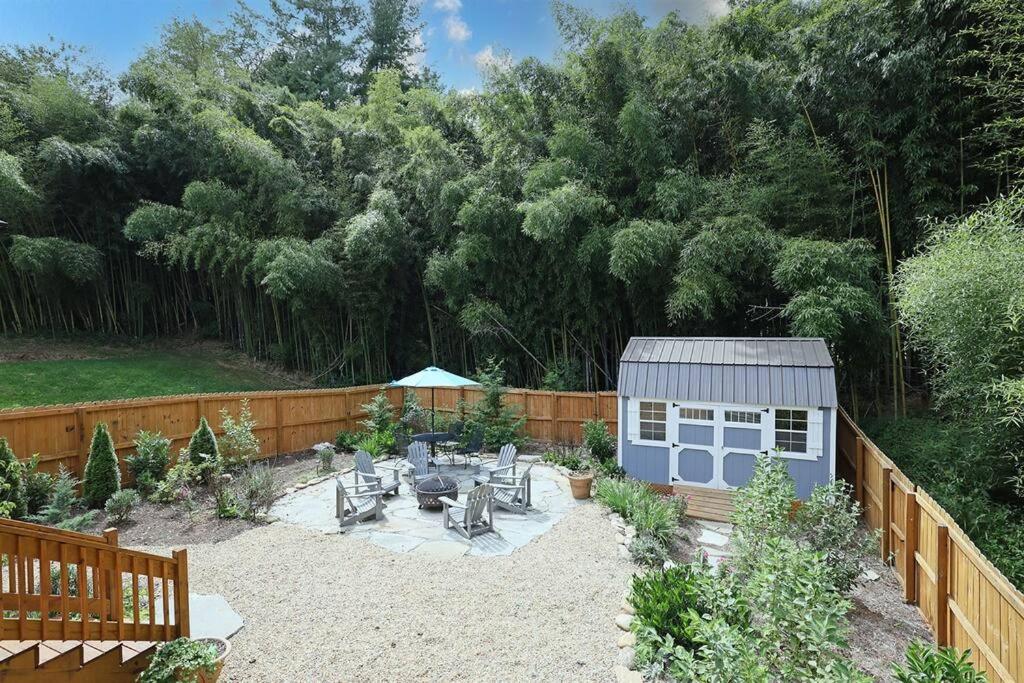 Bungalow Dream w Hot Tub, Fenced Yard & Fire Pit