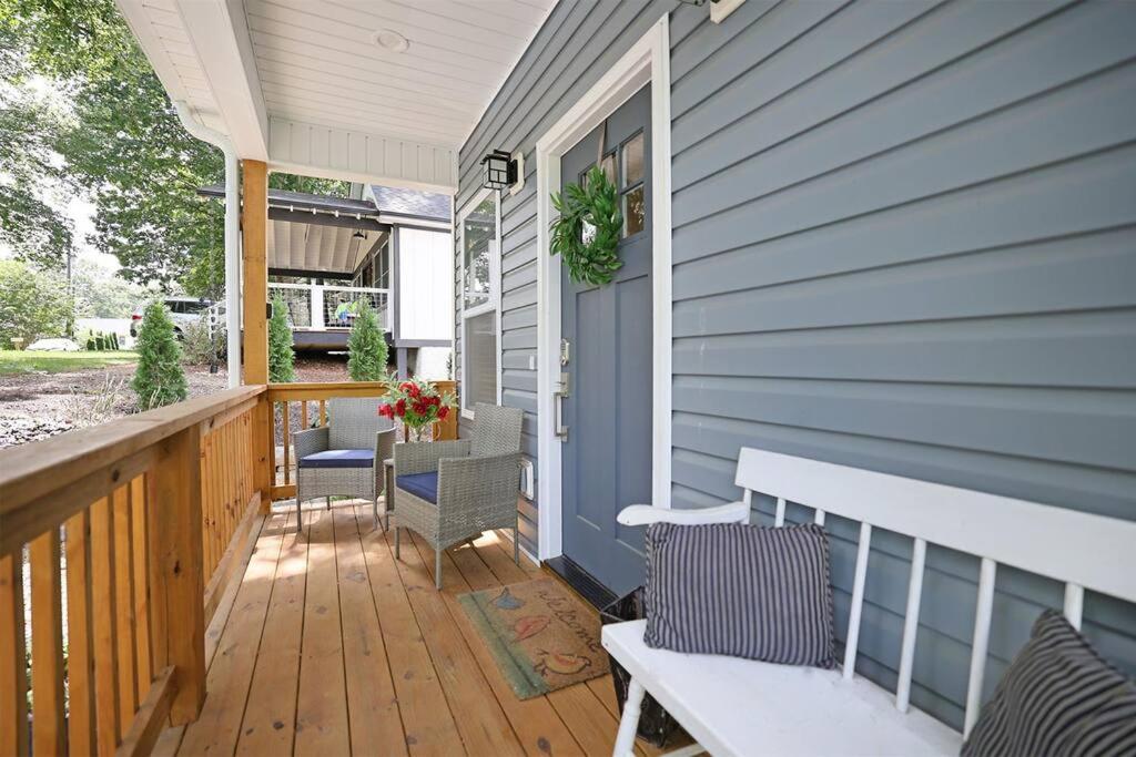 Bungalow Dream, Water & Electric are back-Fire Pit & fenced, photo 13