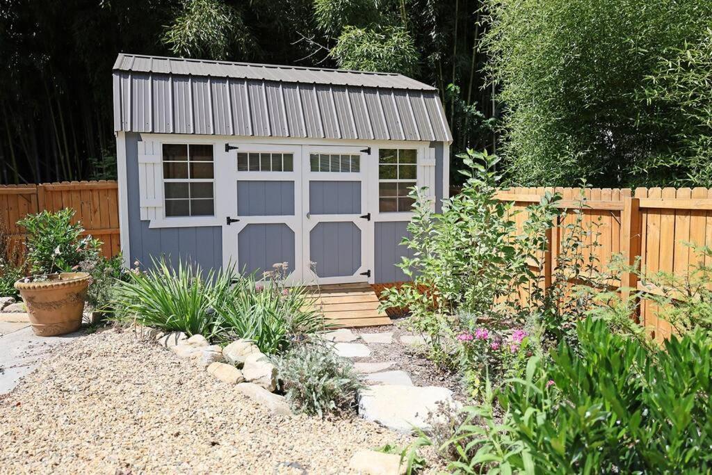 Bungalow Dream, Water & Electric are back-Fire Pit & fenced, photo 41